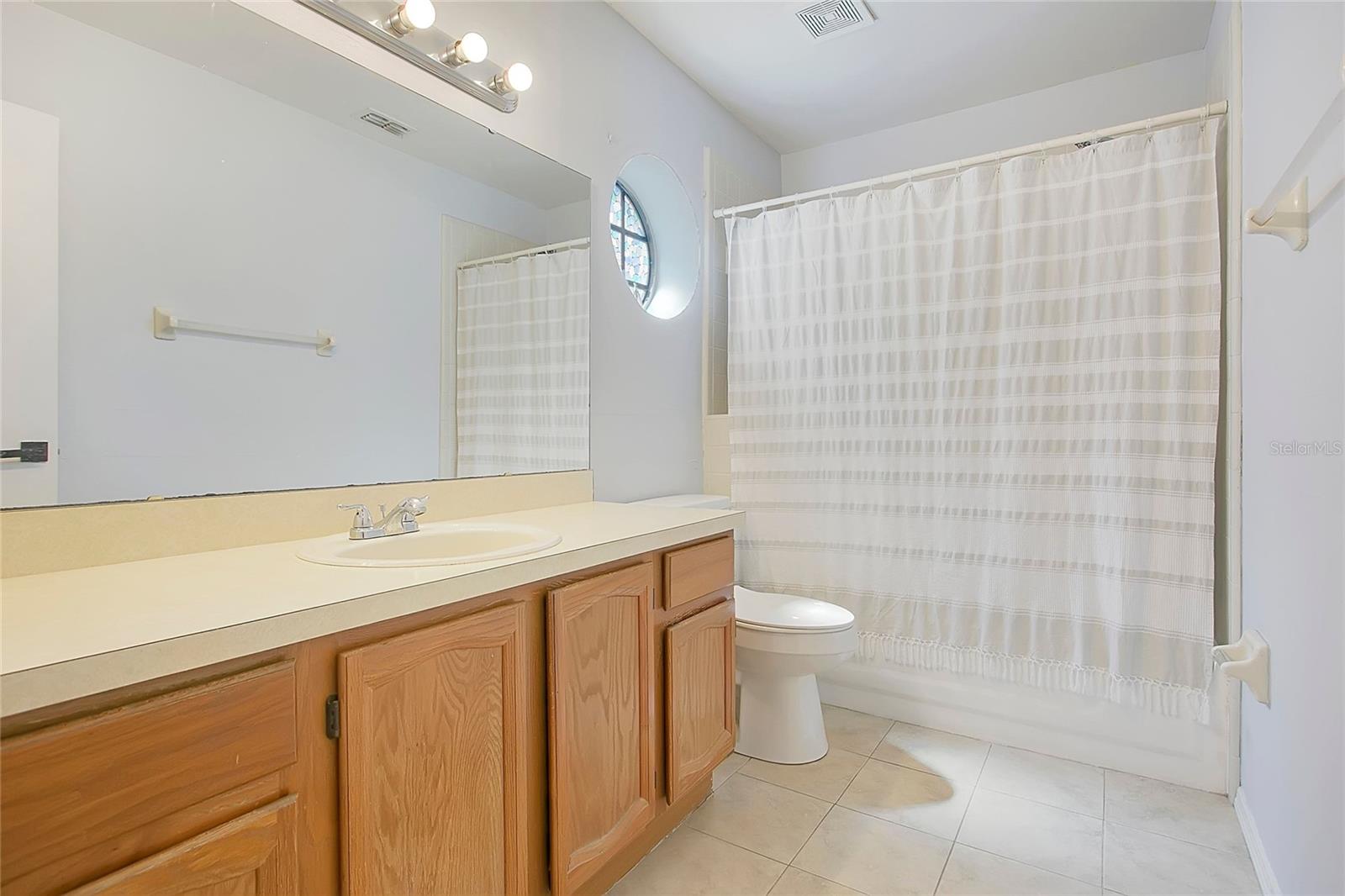 Image 18 of 34 For 1223 Lacey Oak Drive