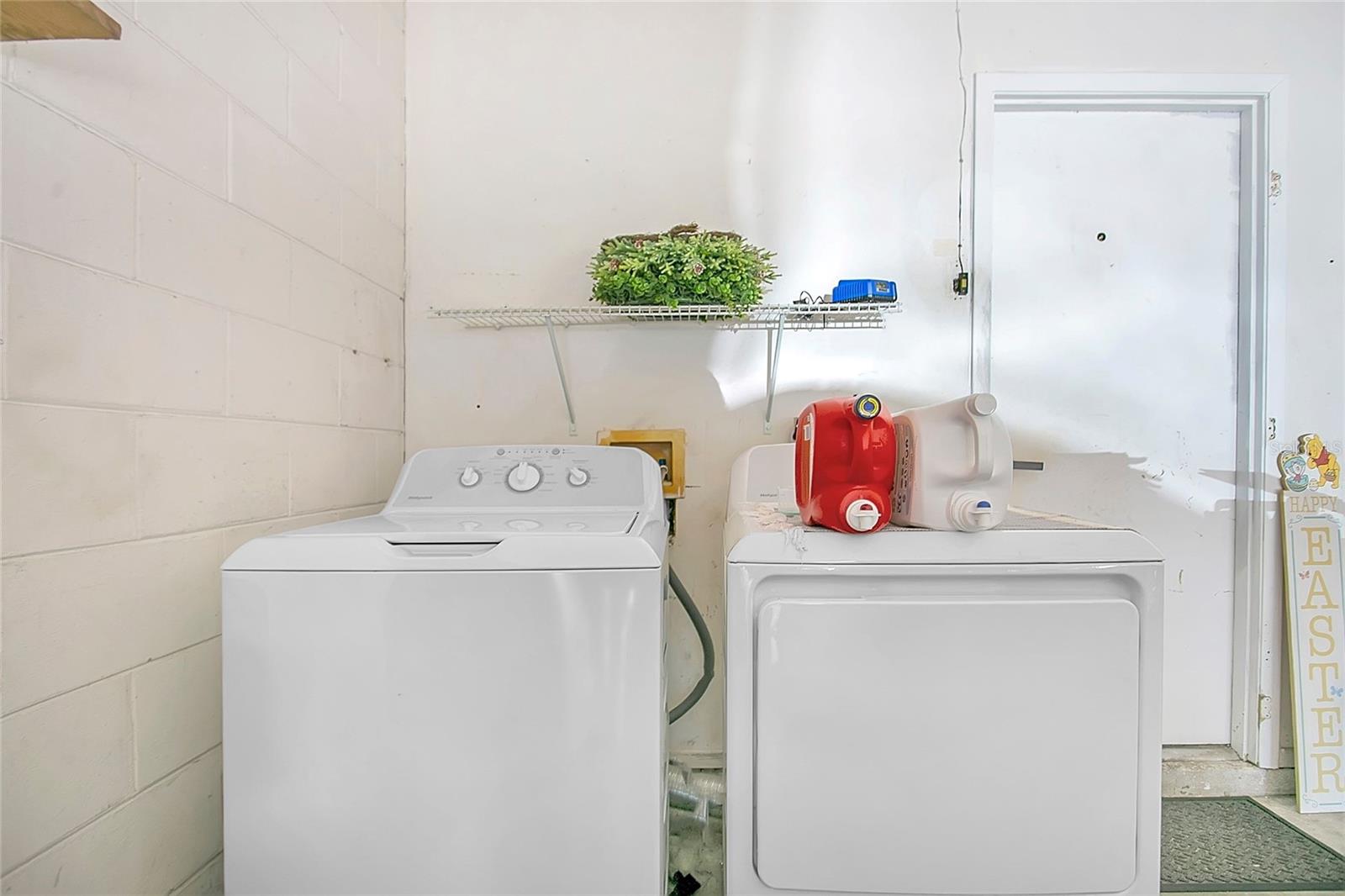 Image 21 of 34 For 1223 Lacey Oak Drive