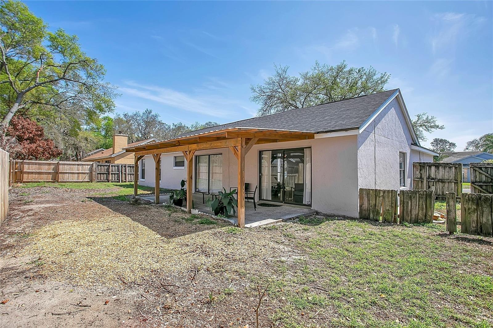 Image 23 of 34 For 1223 Lacey Oak Drive