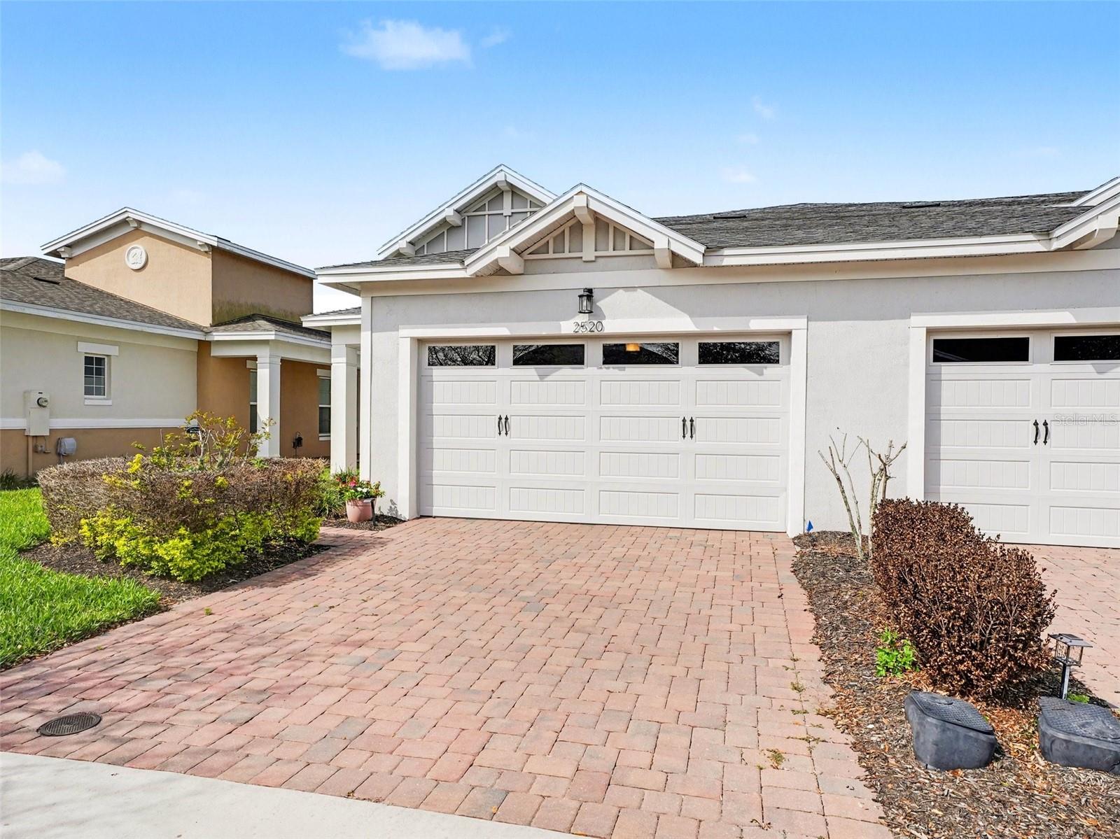 Image 2 of 30 For 2520 Yellow Brick Road