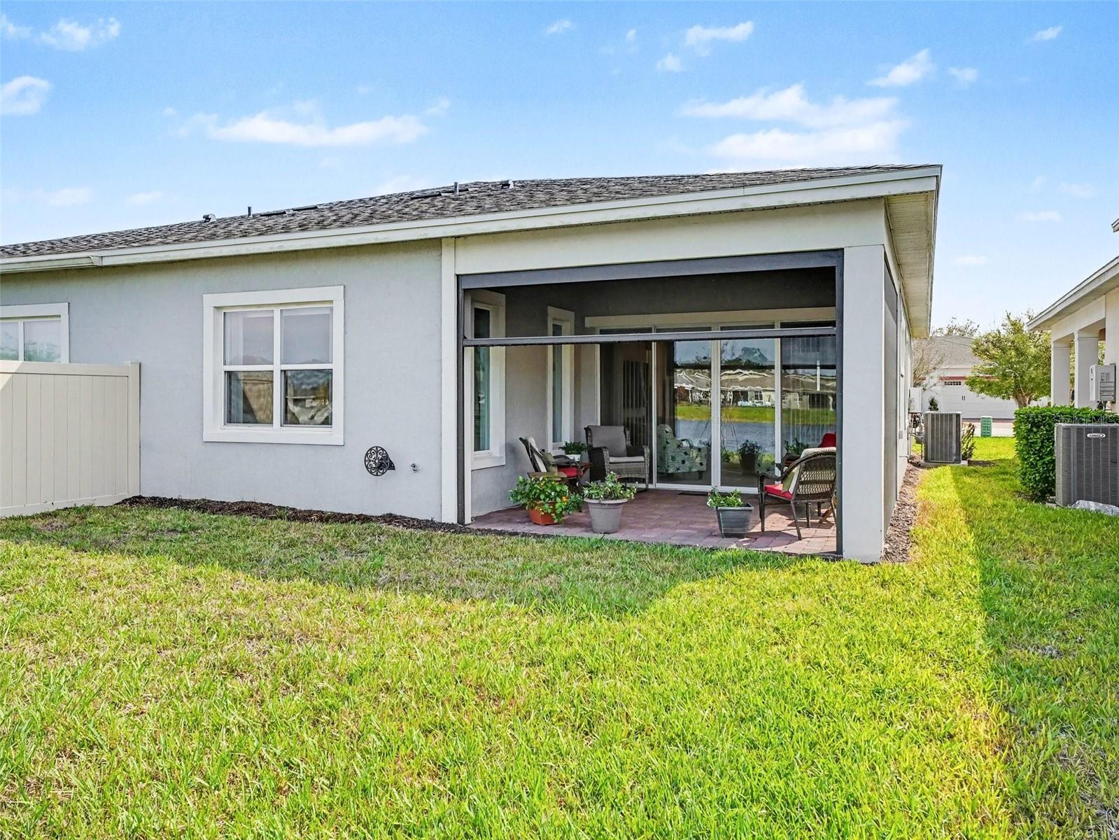 Image 25 of 30 For 2520 Yellow Brick Road