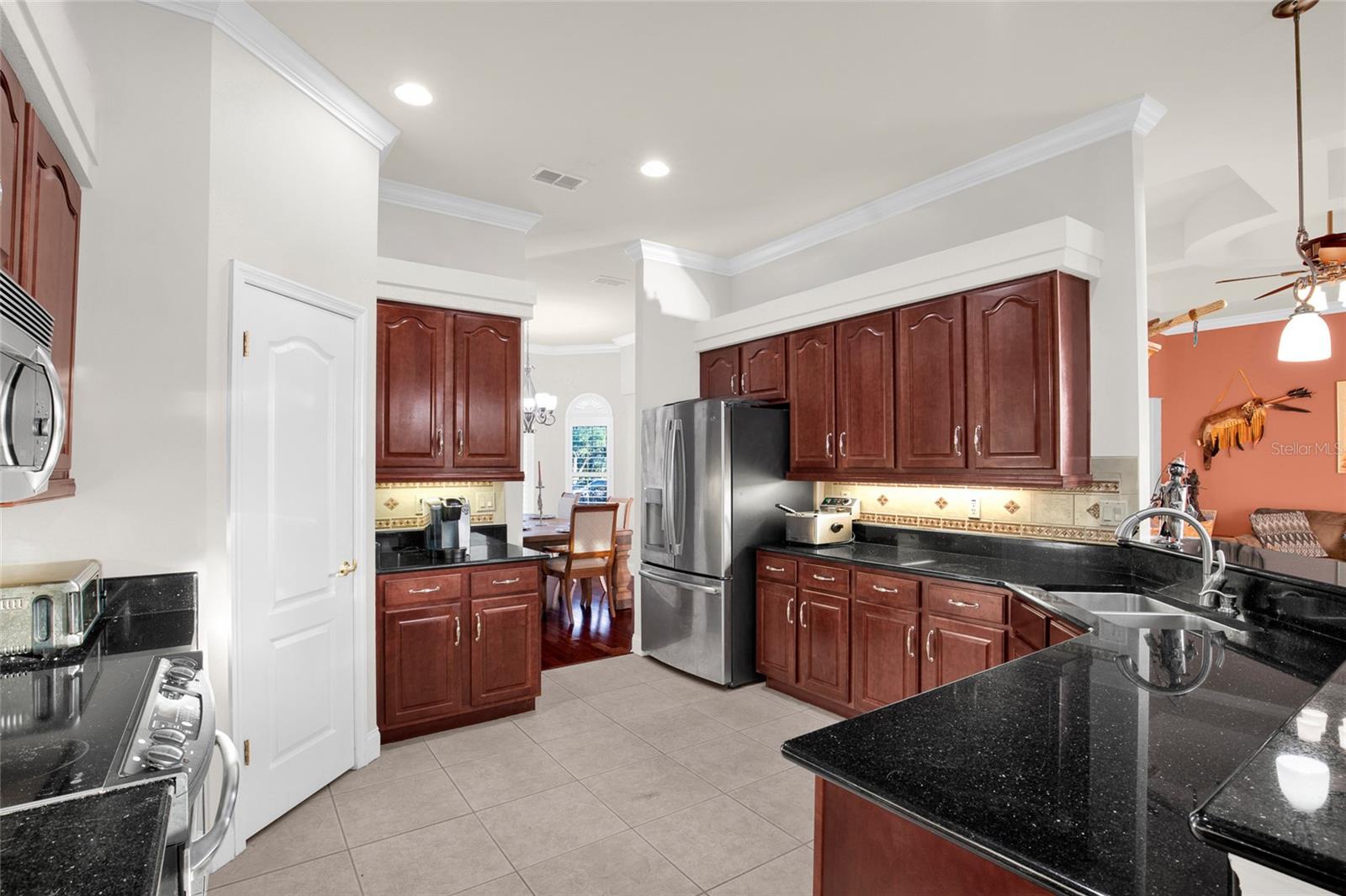 Image 17 of 55 For 3359 Locanda Circle