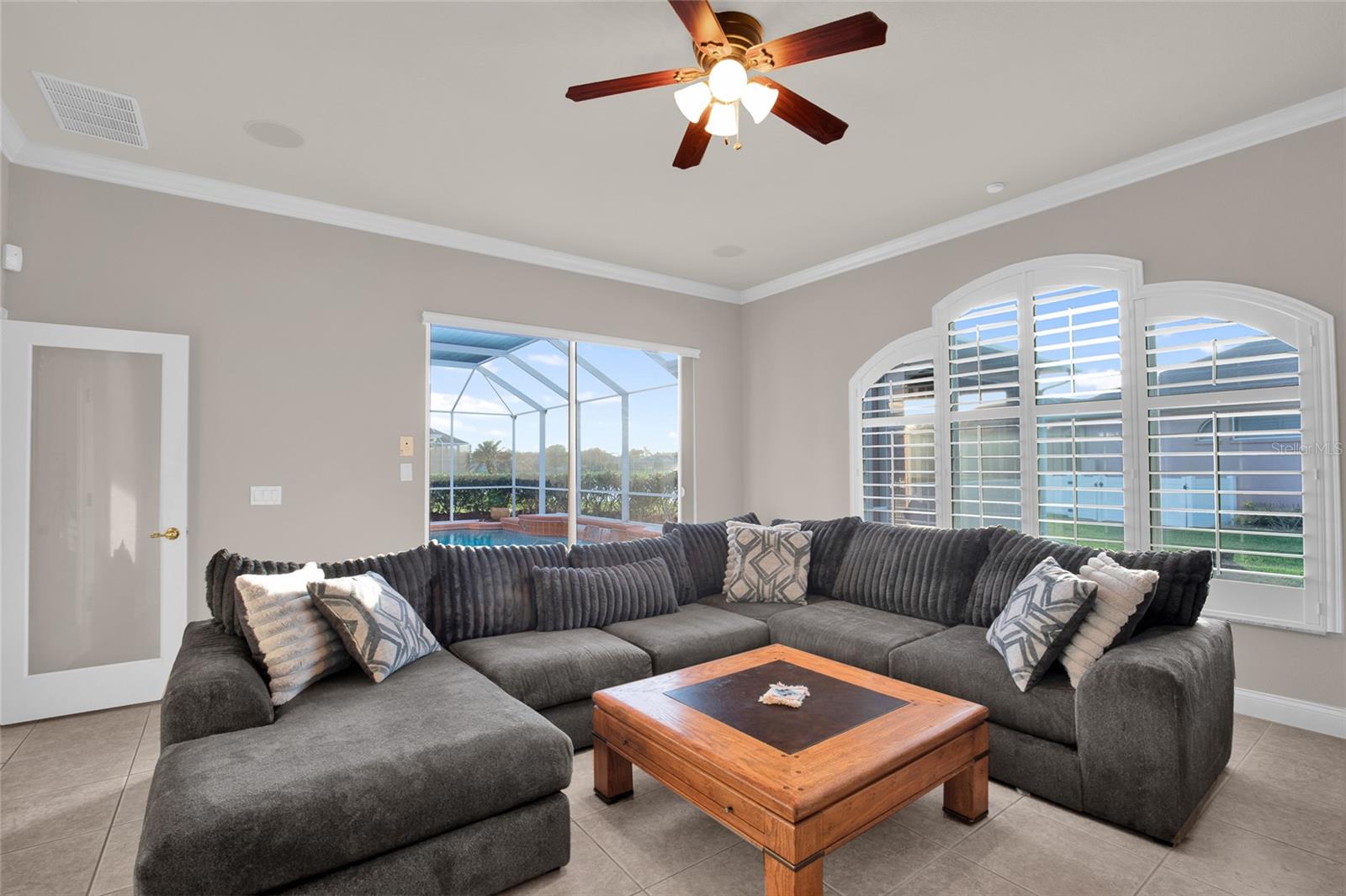 Image 21 of 55 For 3359 Locanda Circle