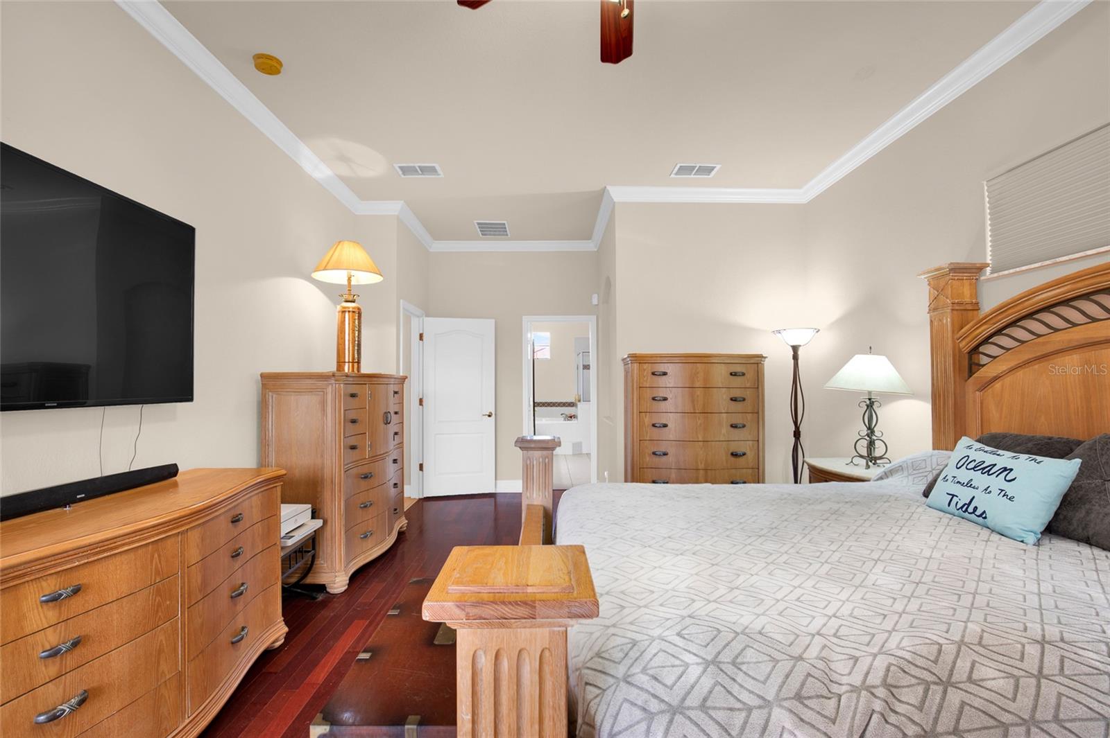 Image 24 of 55 For 3359 Locanda Circle