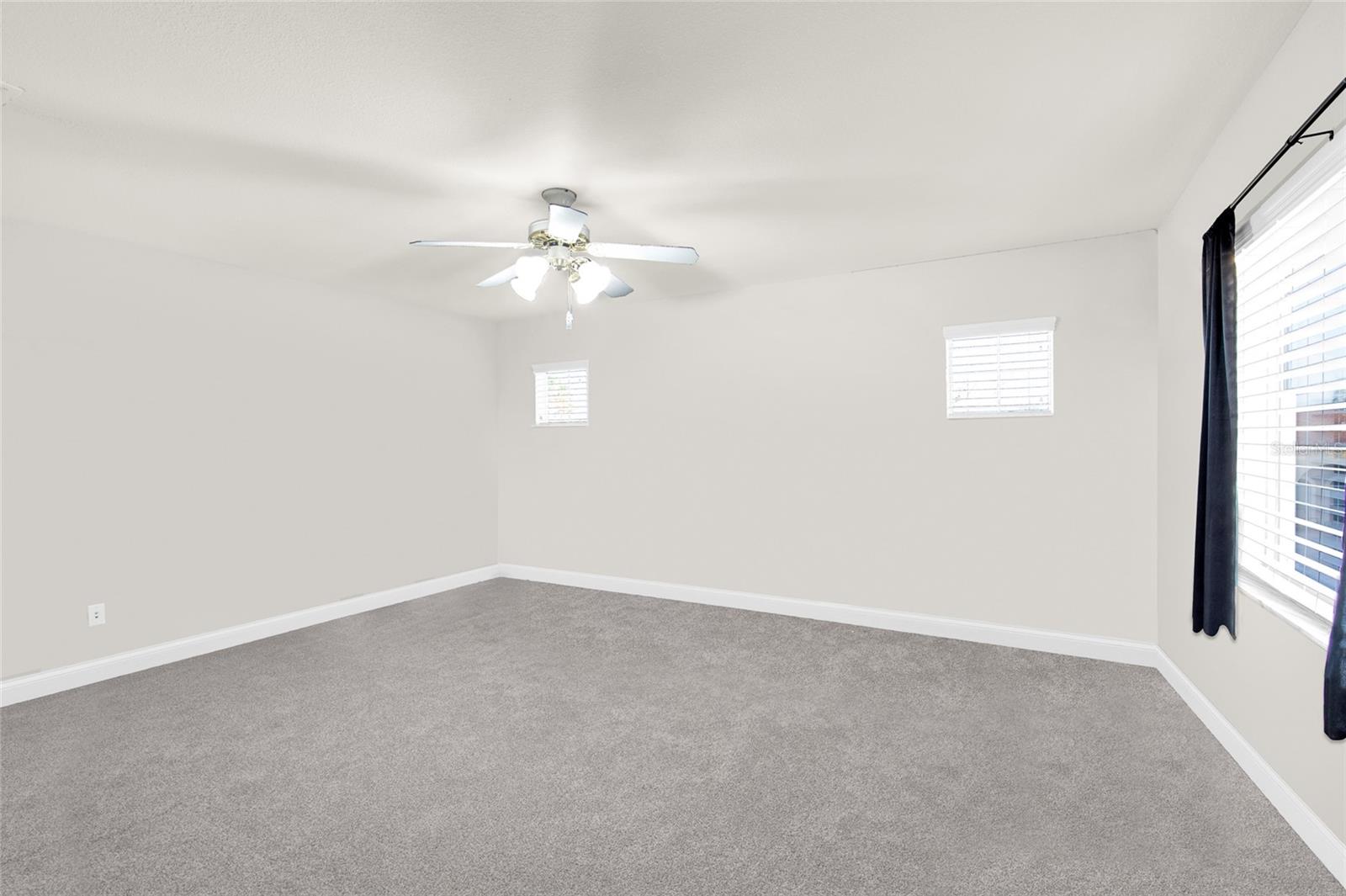 Image 37 of 55 For 3359 Locanda Circle