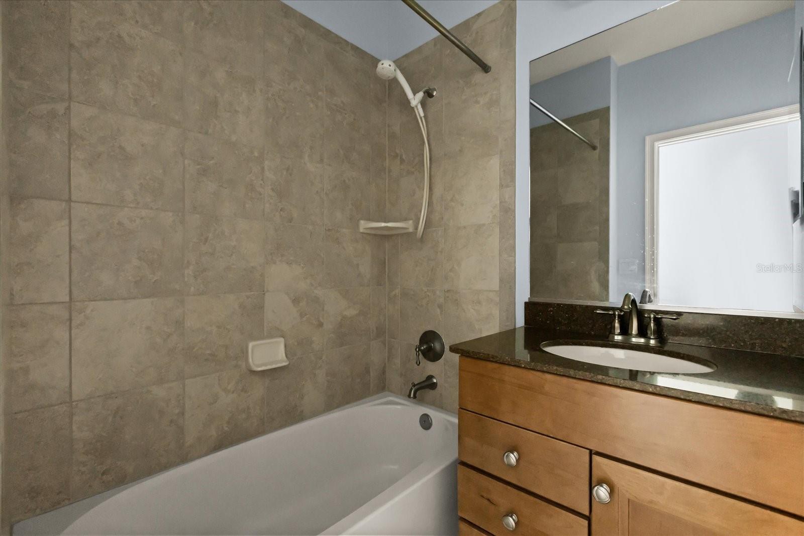 Image 25 of 36 For 1926 Mendocino Lane