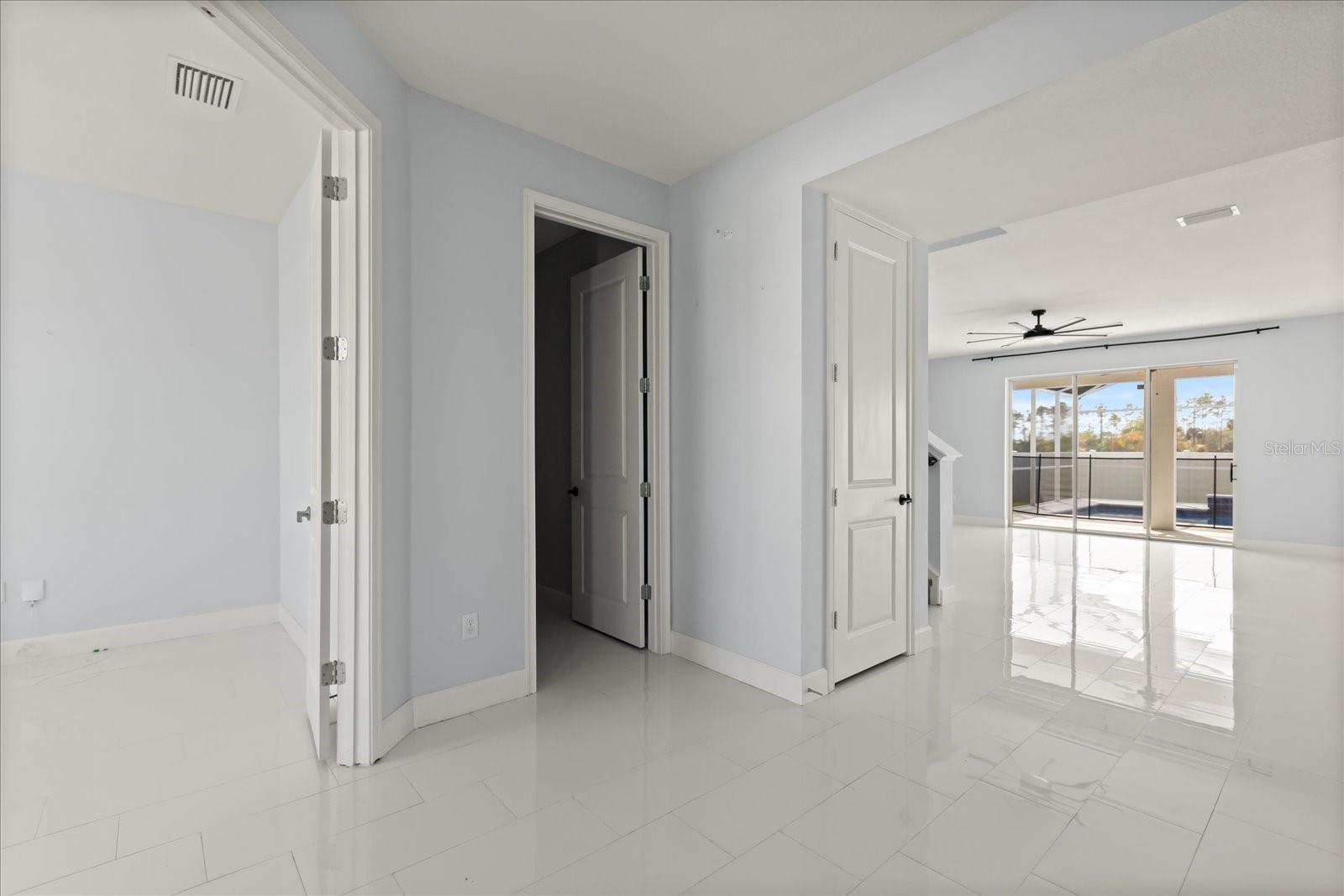 Image 3 of 36 For 1926 Mendocino Lane