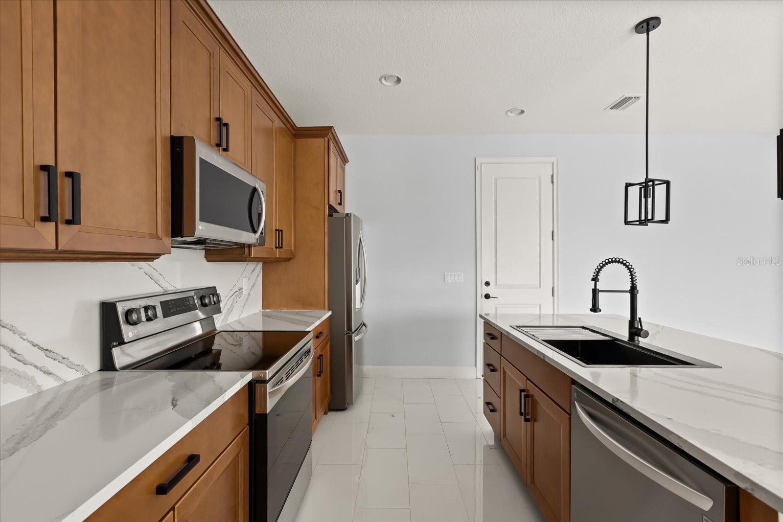 Image 9 of 36 For 1926 Mendocino Lane