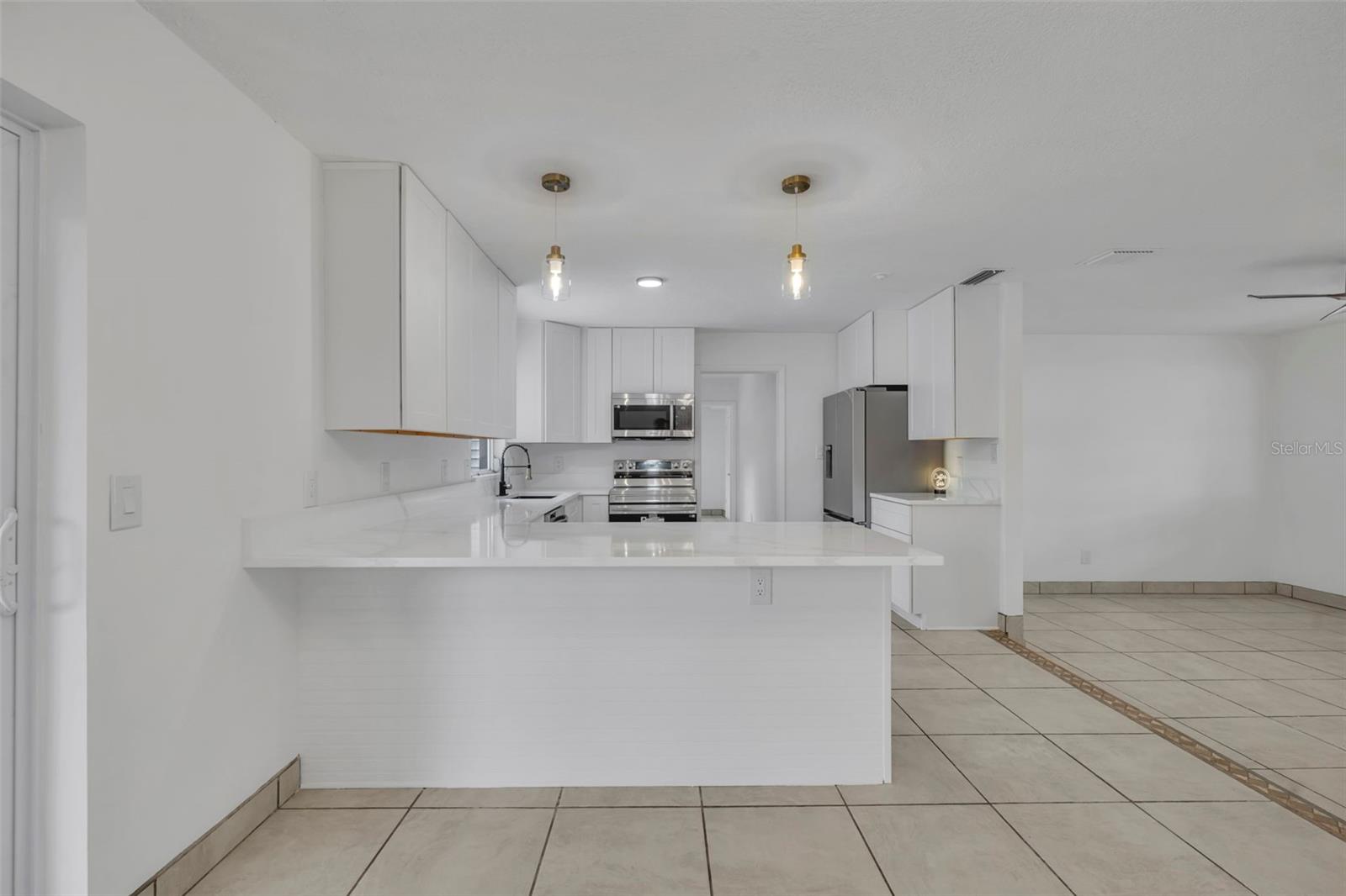 Image 10 of 47 For 5997 Sheryl Anita Street