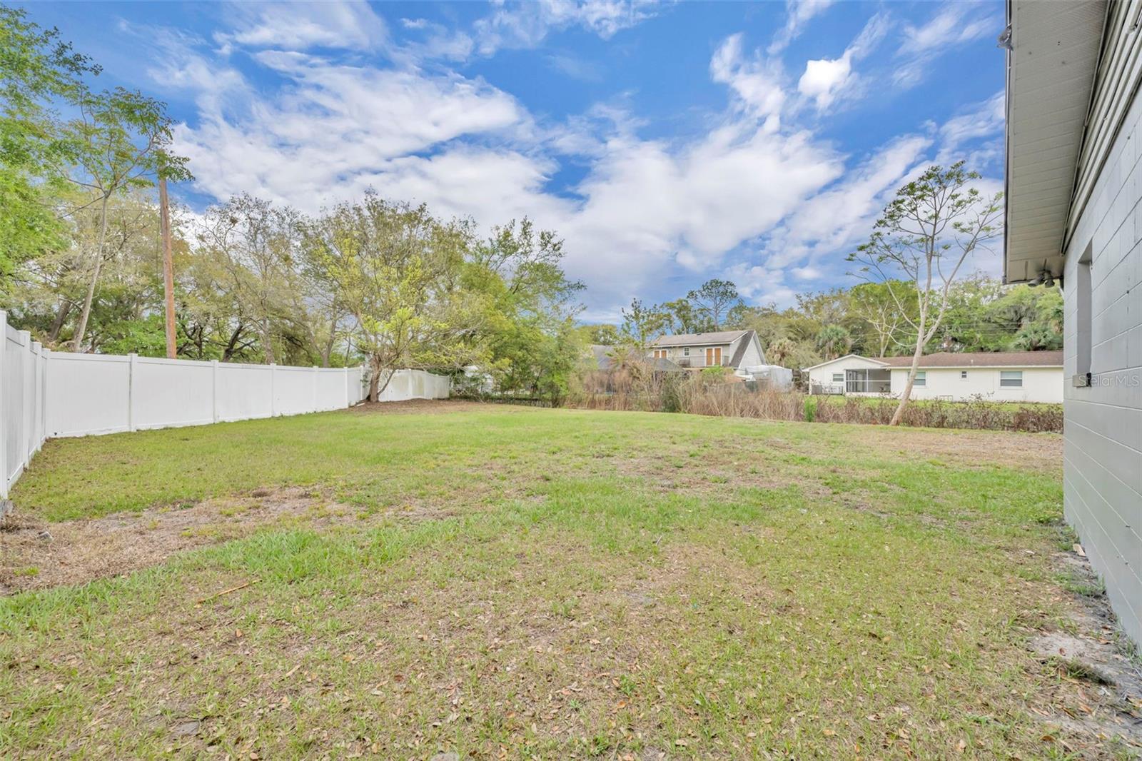 Image 38 of 47 For 5997 Sheryl Anita Street