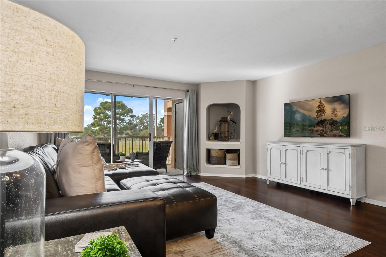 Image 10 of 22 For 13917 Fairway Island Drive 922