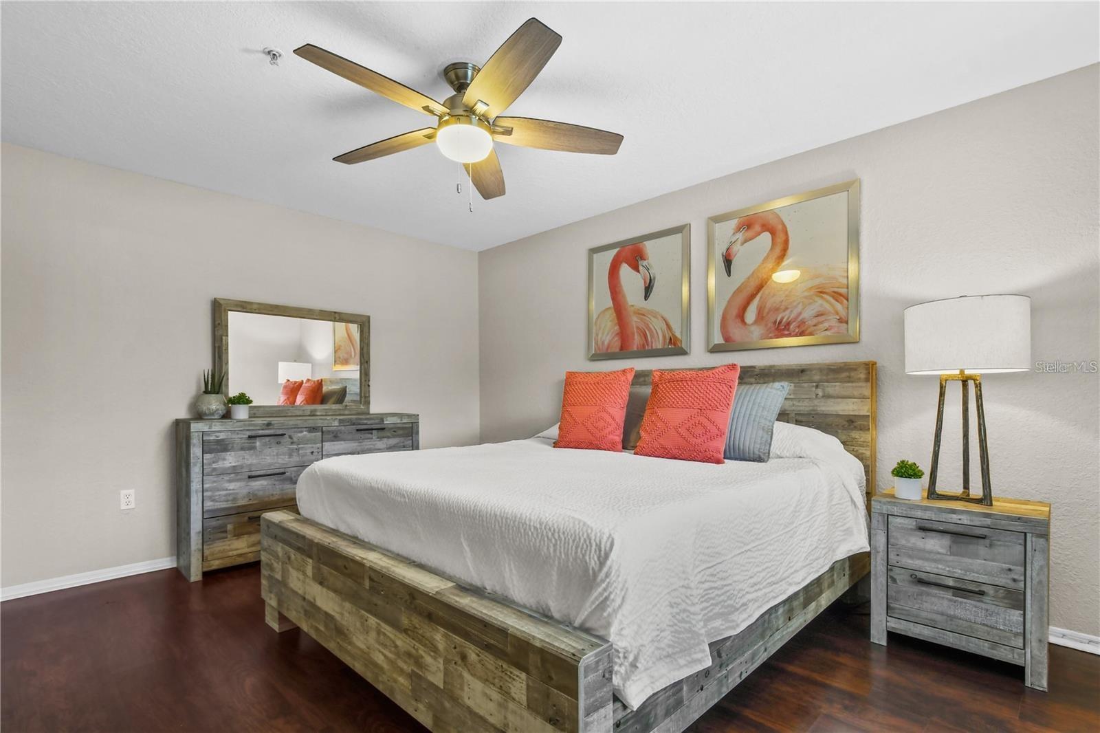 Image 12 of 22 For 13917 Fairway Island Drive 922