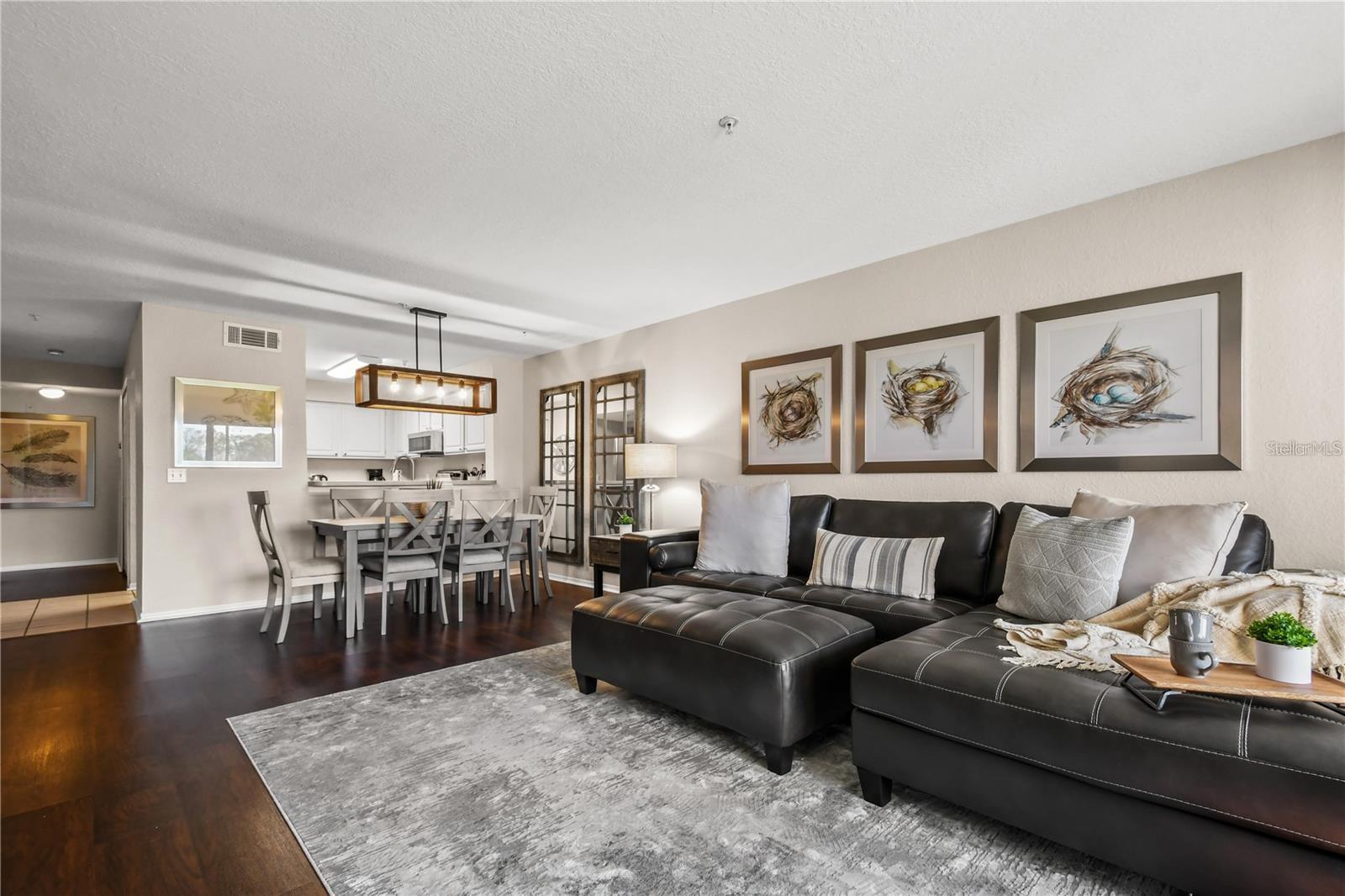 Image 8 of 22 For 13917 Fairway Island Drive 922