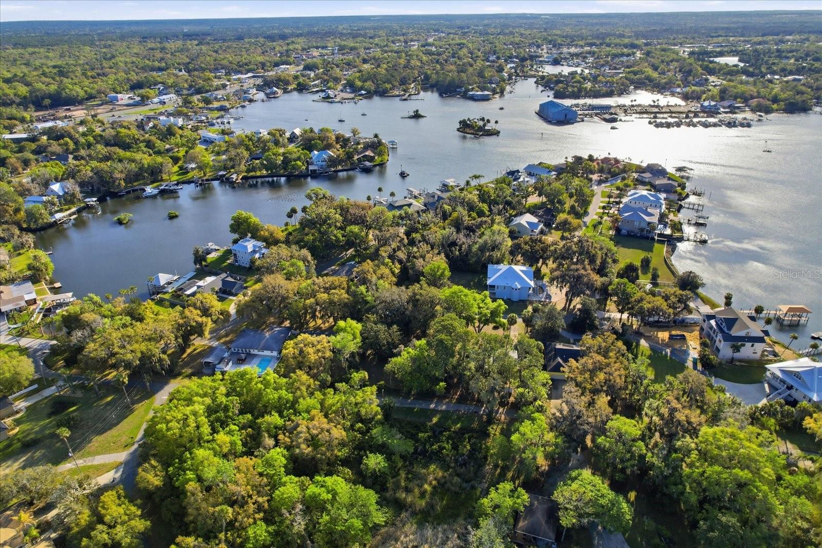 Image 11 of 14 For 20 Magnolia Circle