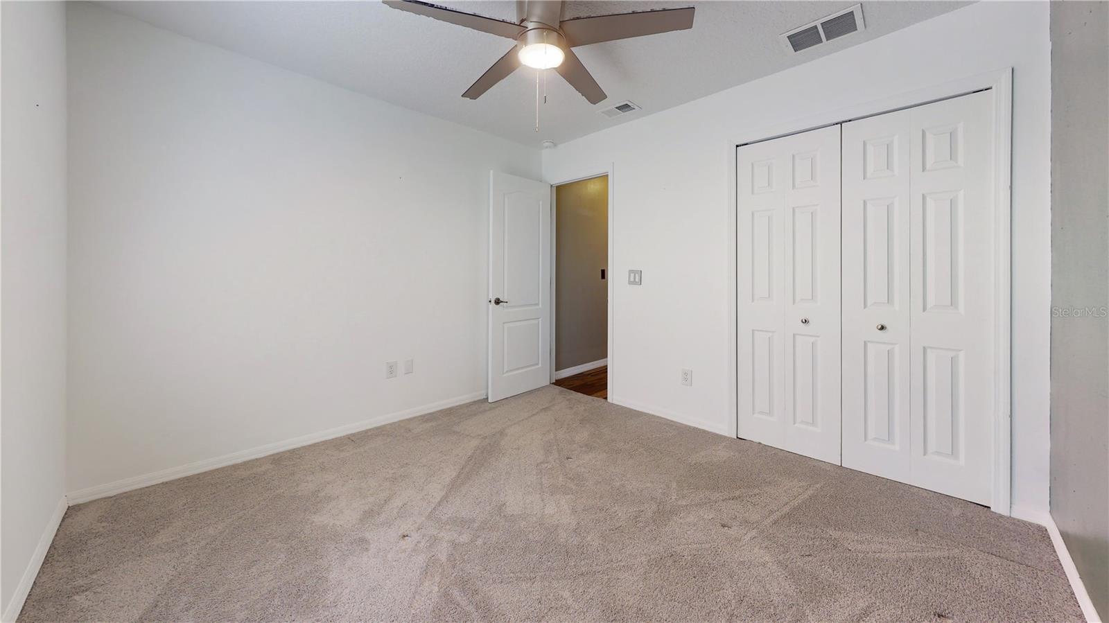 Image 21 of 35 For 33817 Secret Hill Drive