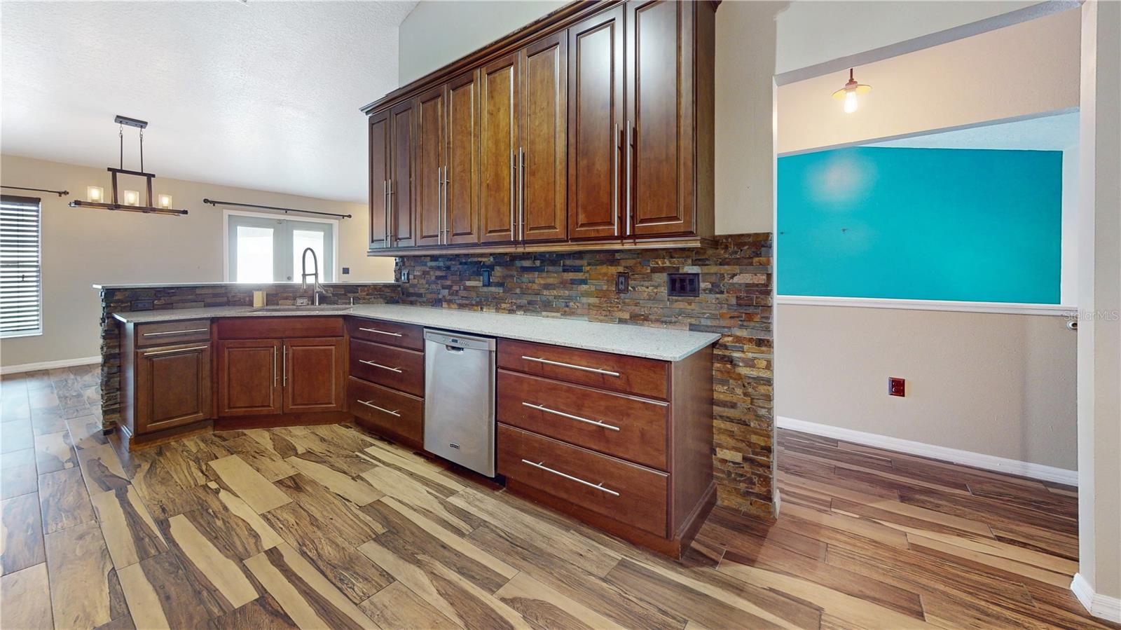 Image 8 of 35 For 33817 Secret Hill Drive