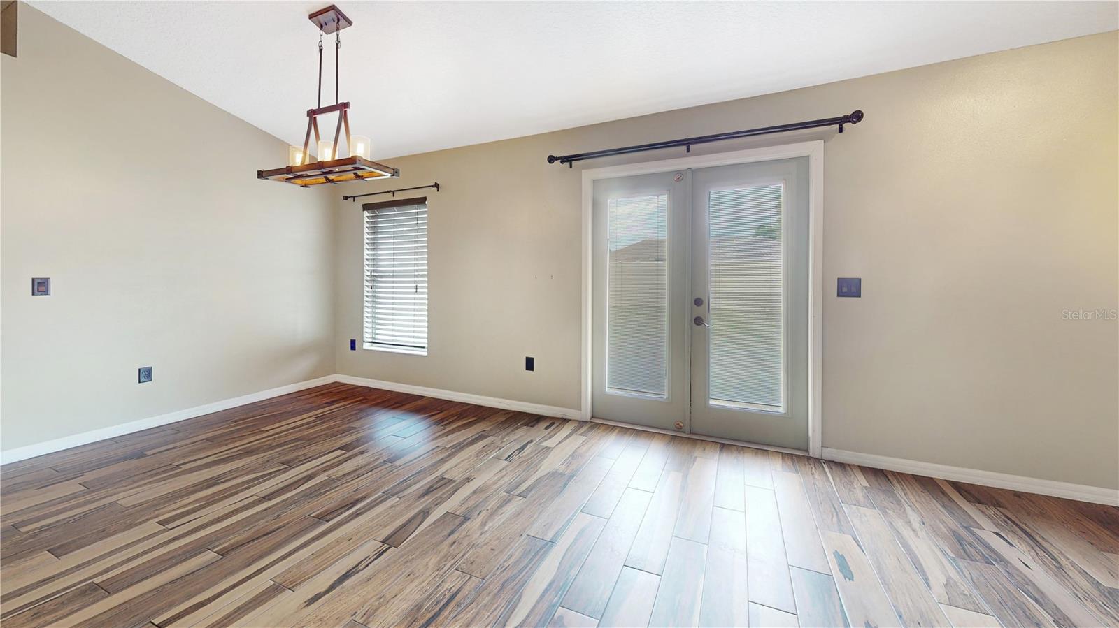 Image 9 of 35 For 33817 Secret Hill Drive