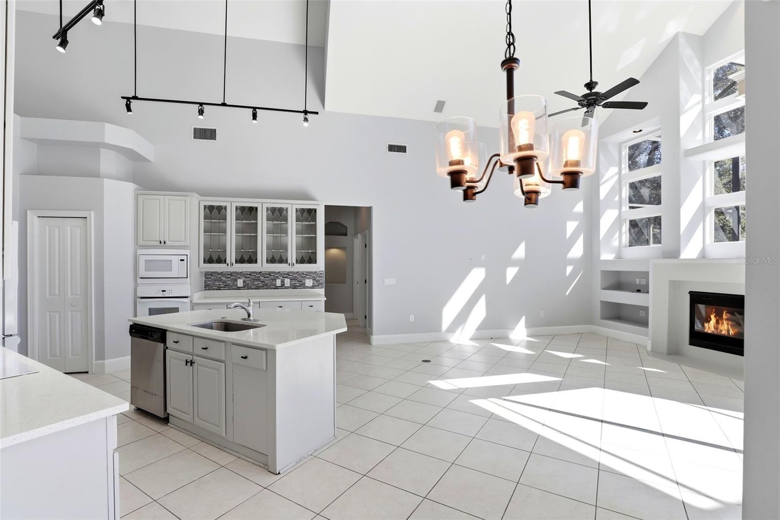 Image 13 of 43 For 8034 Landgrove Court