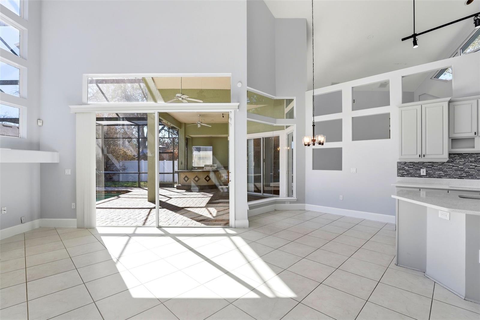 Image 18 of 43 For 8034 Landgrove Court