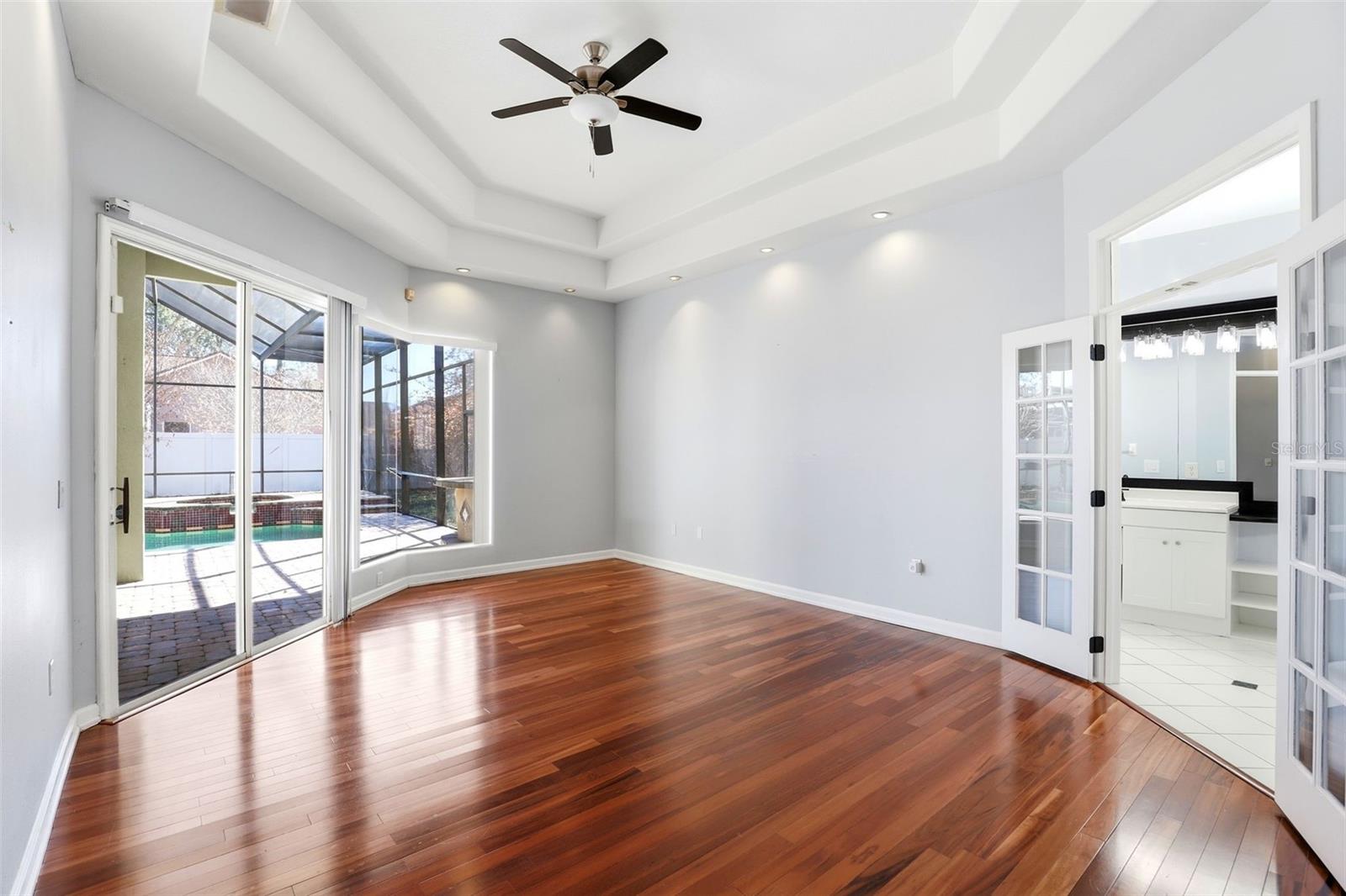 Image 19 of 43 For 8034 Landgrove Court