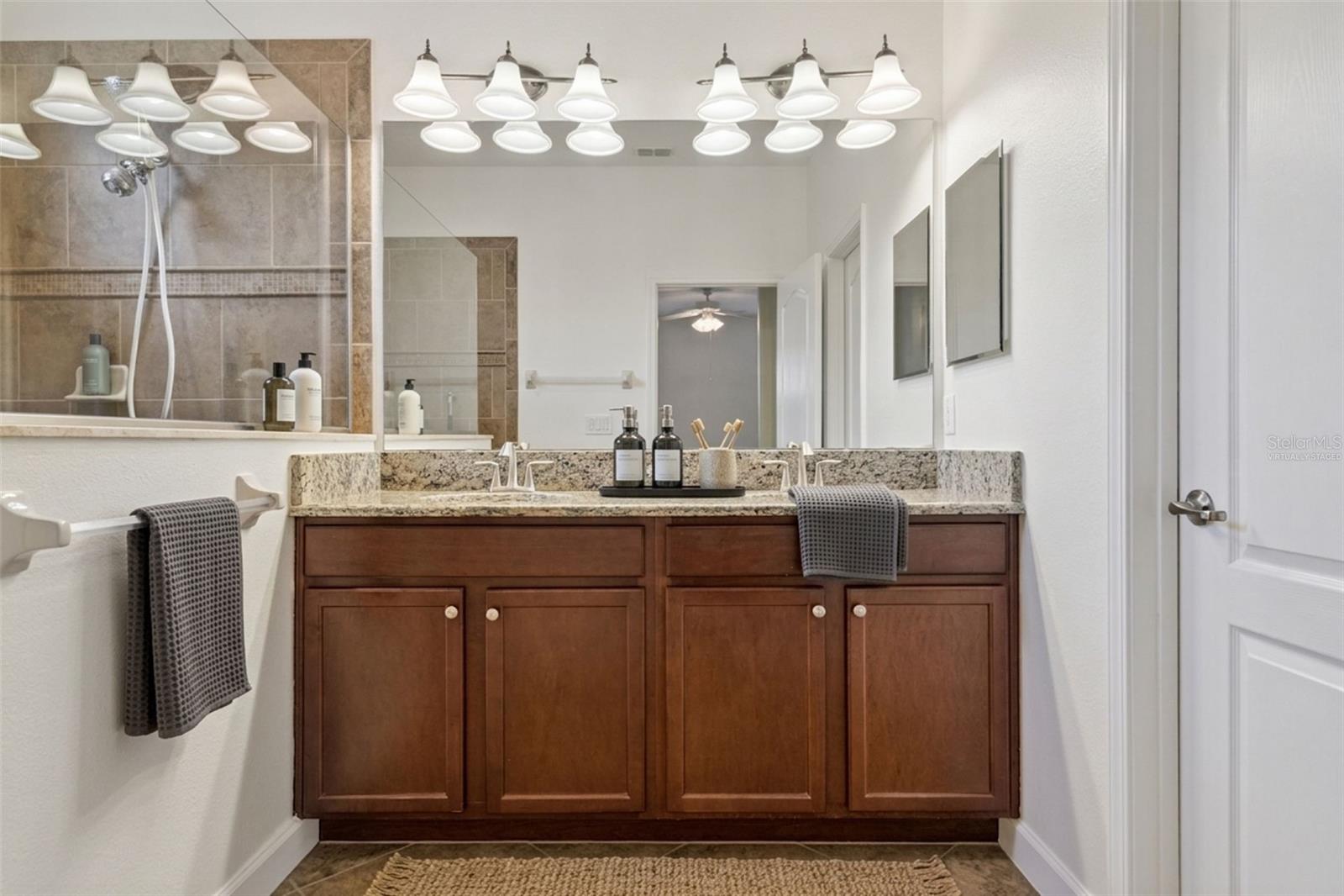 Image 23 of 41 For 3859 Sanibel Street