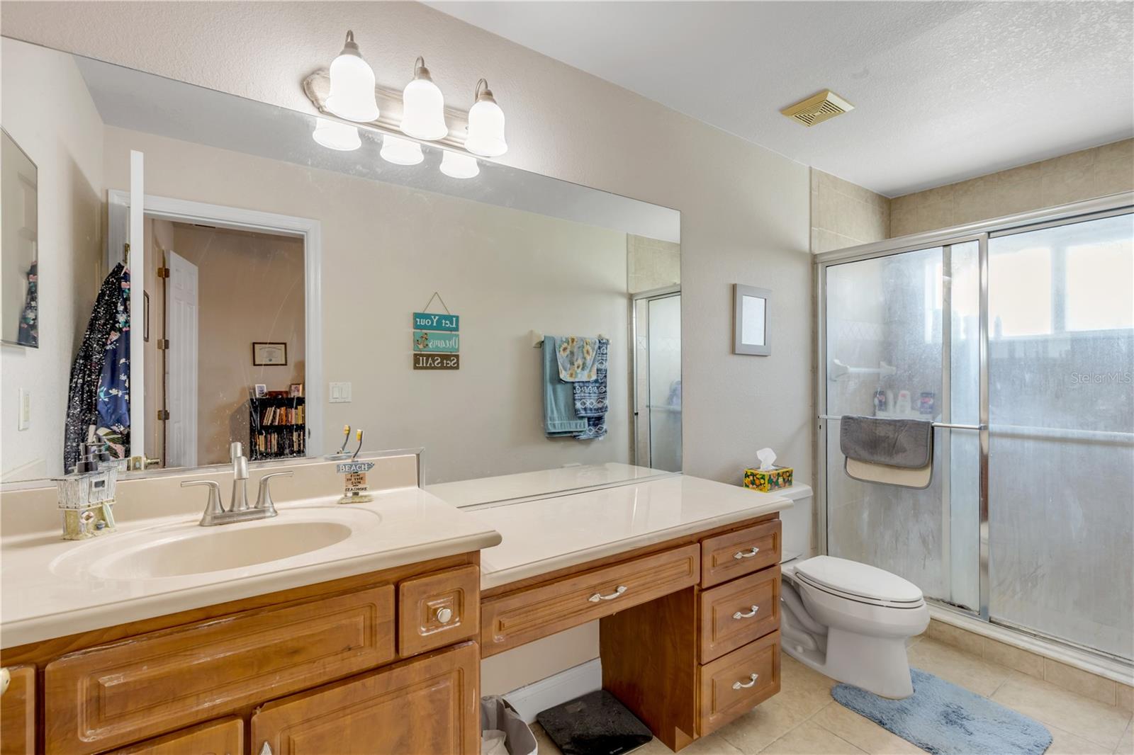 Image 30 of 50 For 3377 Caterina Drive