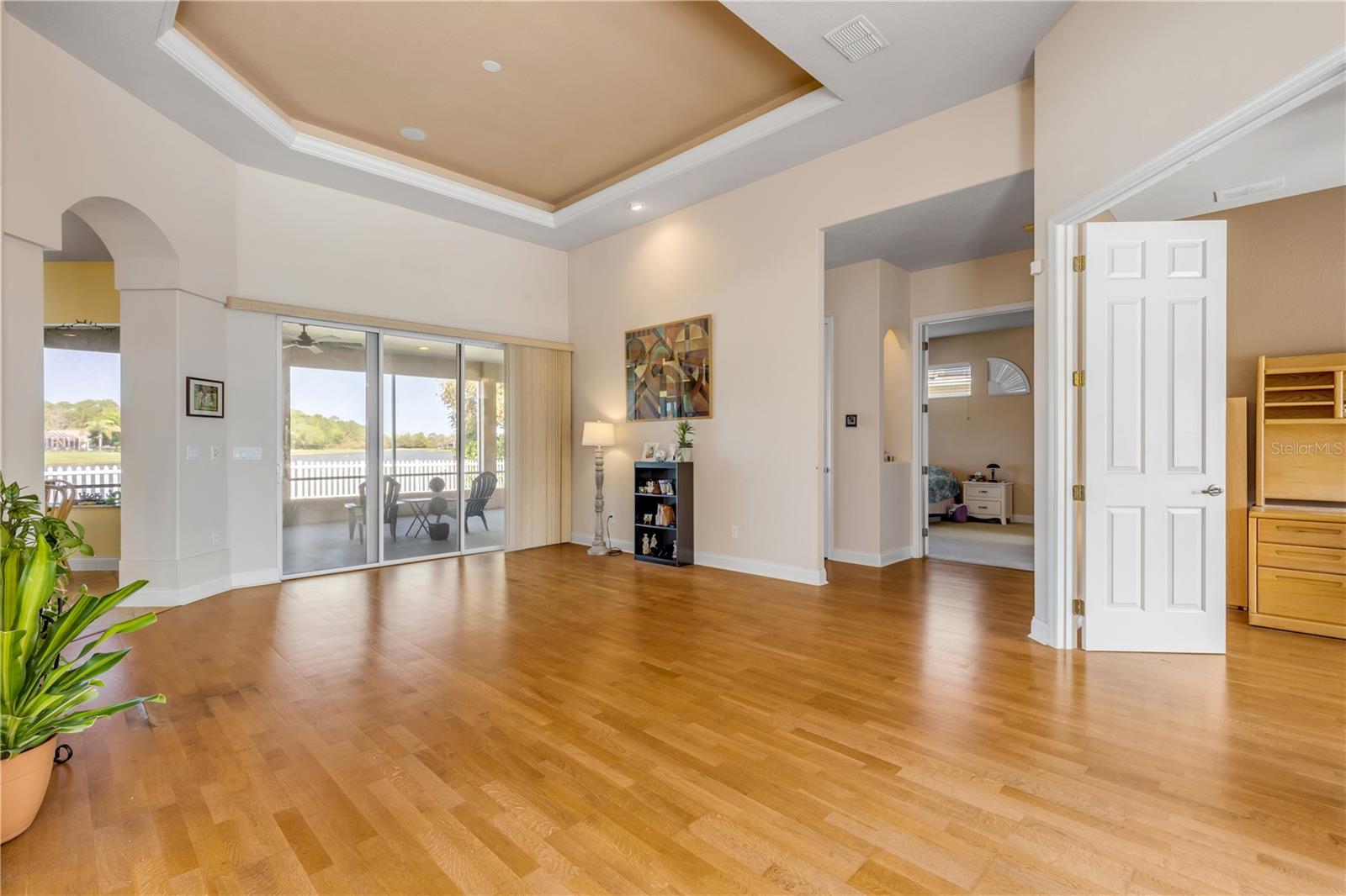 Image 6 of 50 For 3377 Caterina Drive