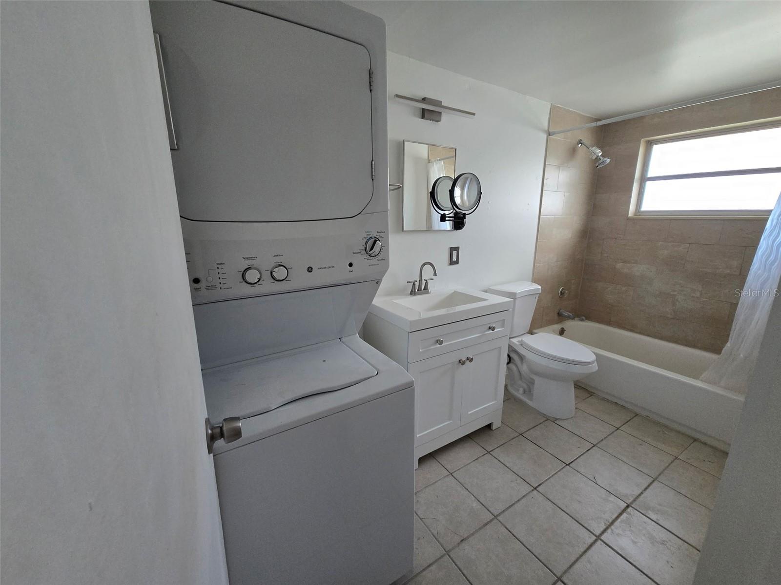 Image 8 of 8 For 106 People Street A