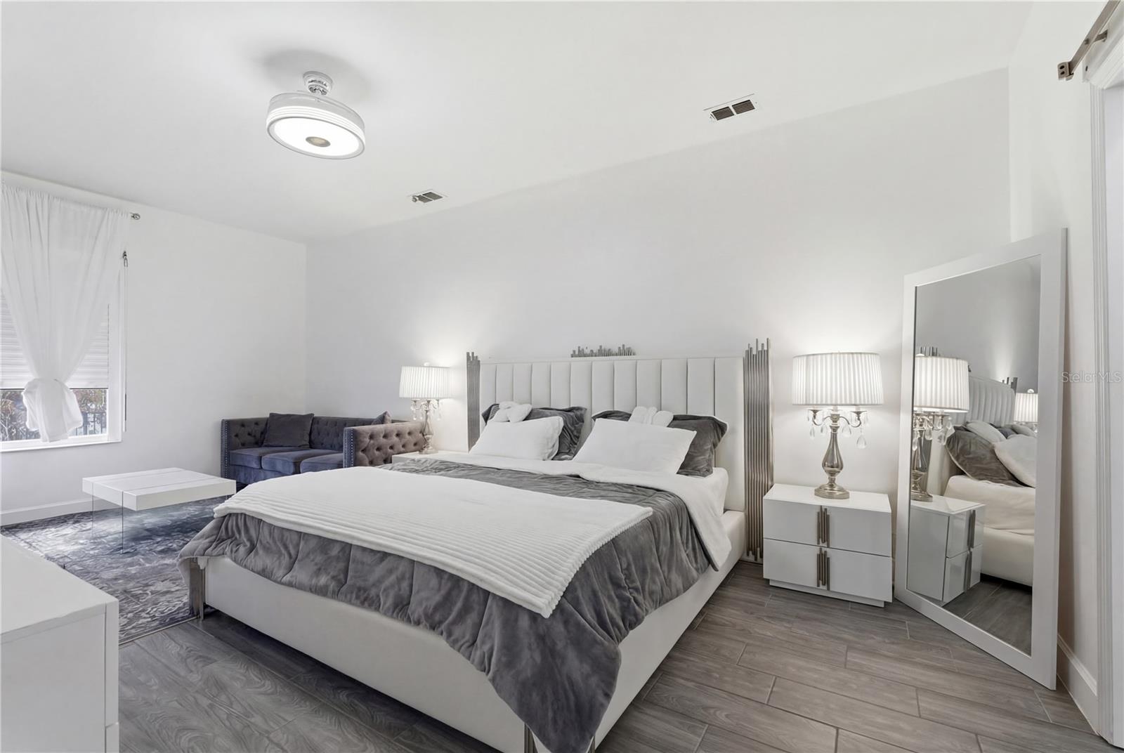 Image 22 of 48 For 13060 Hatherton Circle