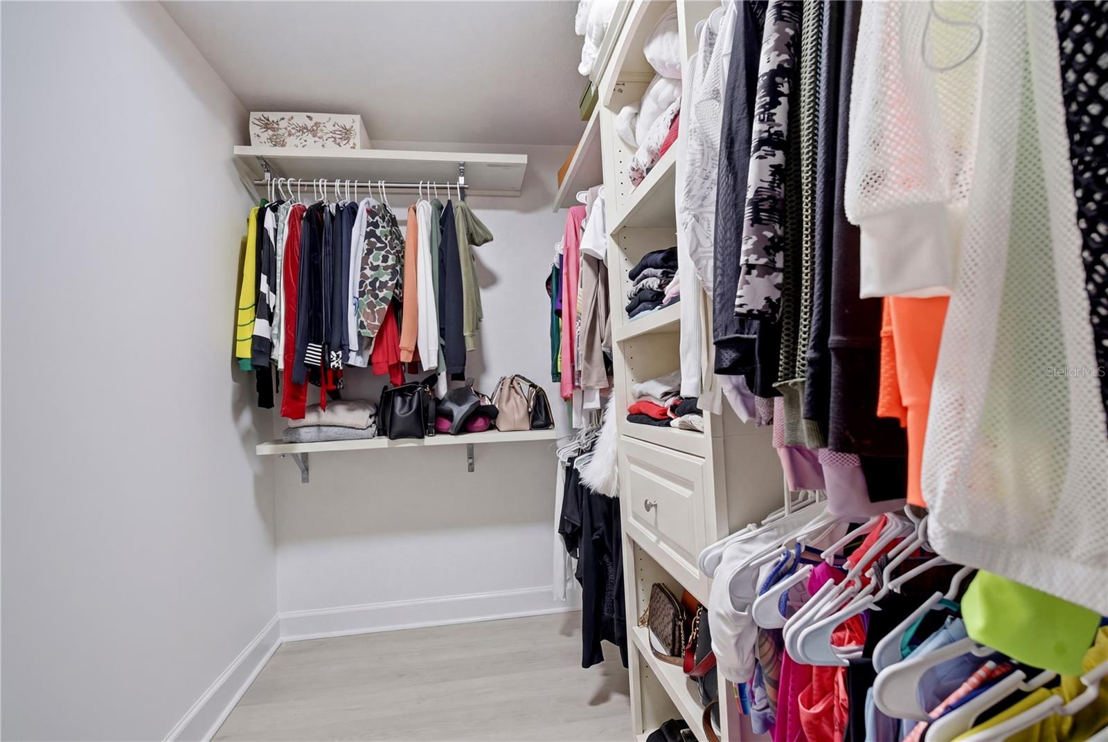 Image 29 of 48 For 13060 Hatherton Circle