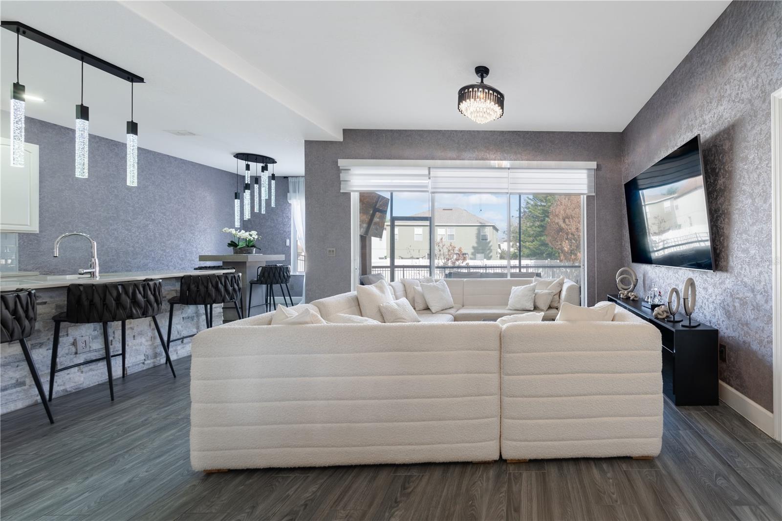 Image 38 of 48 For 13060 Hatherton Circle