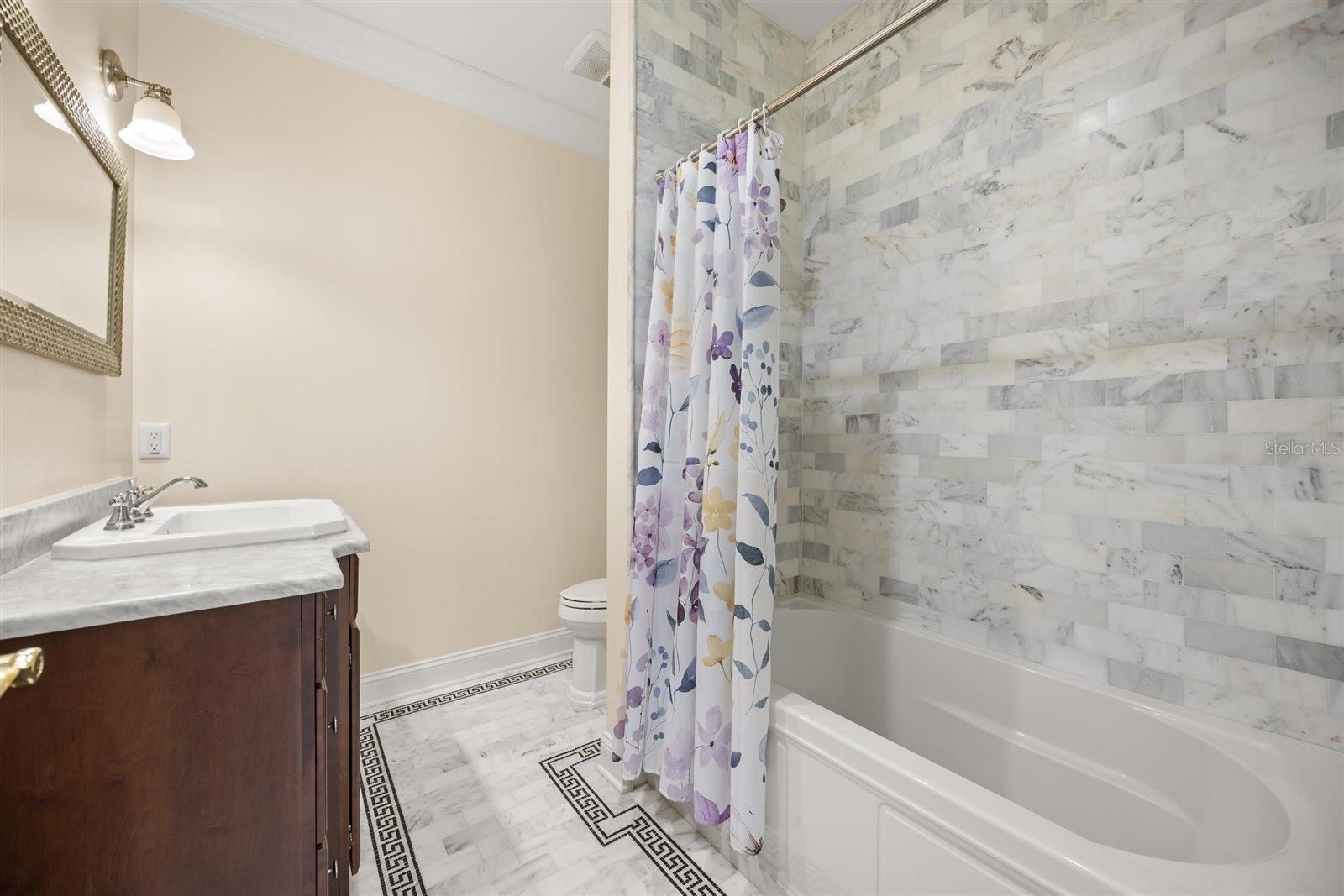 Image 28 of 44 For 1760 Via Venetia