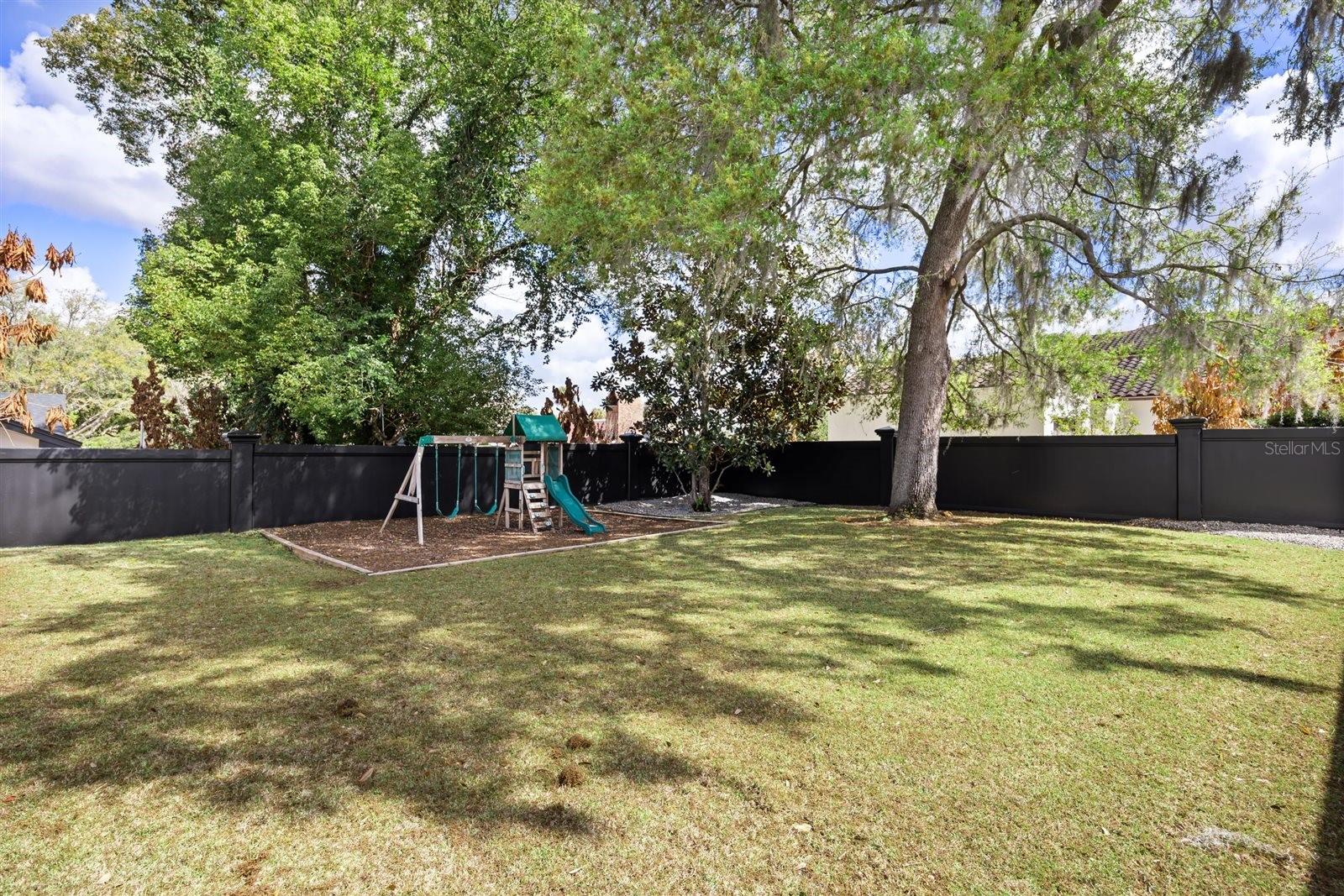 Image 39 of 44 For 1760 Via Venetia