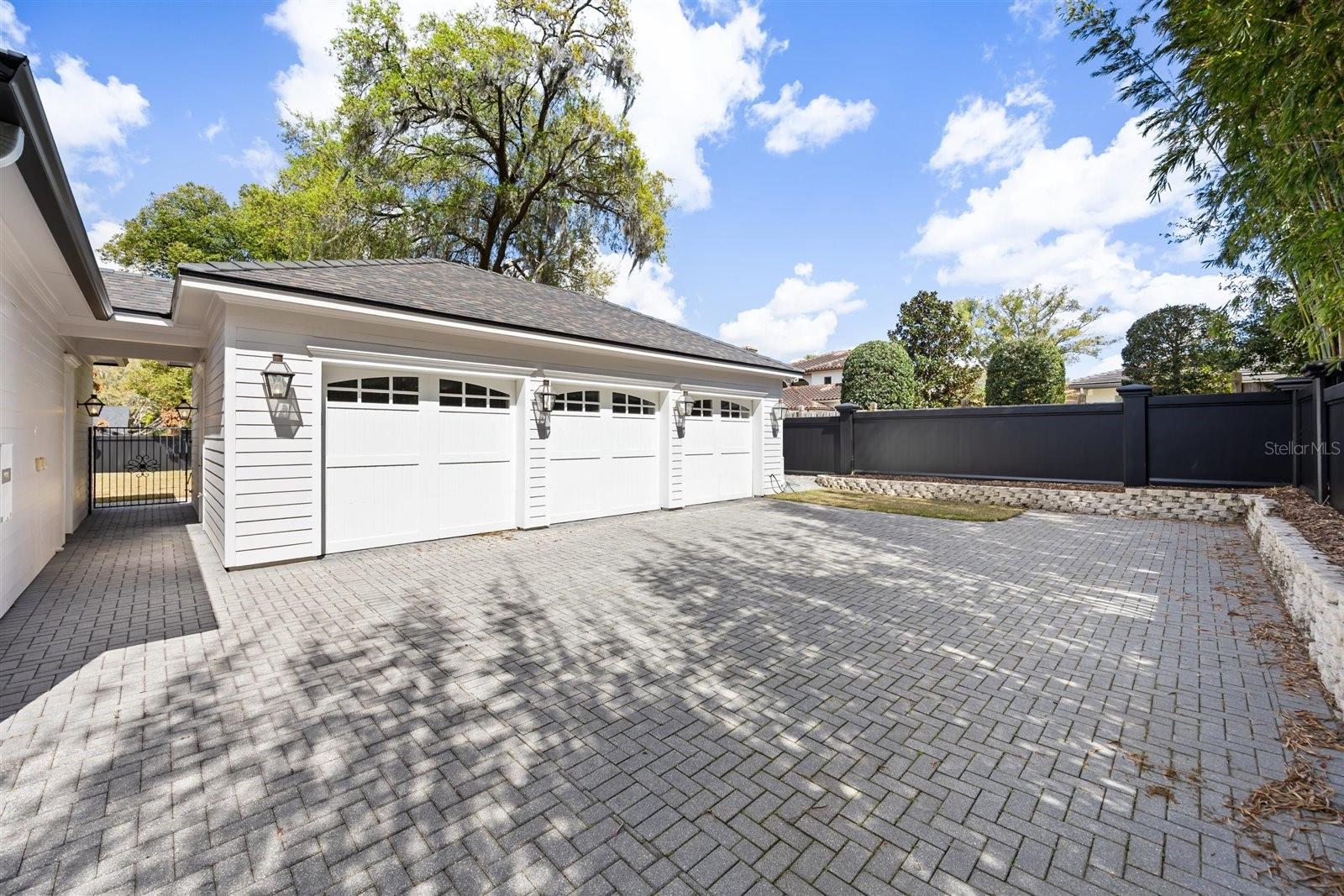 Image 43 of 44 For 1760 Via Venetia