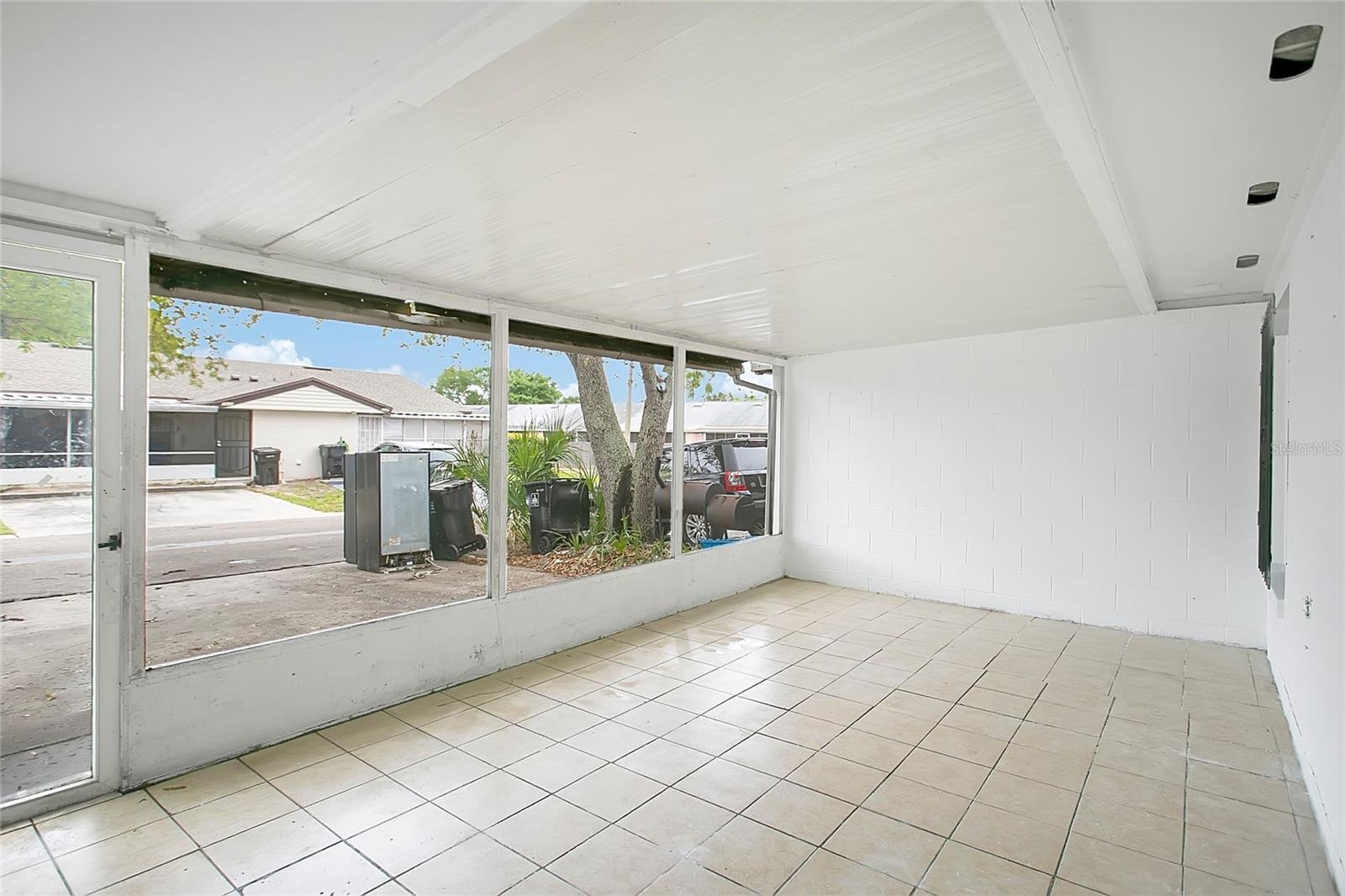 Image 15 of 18 For 2861 Willow Run