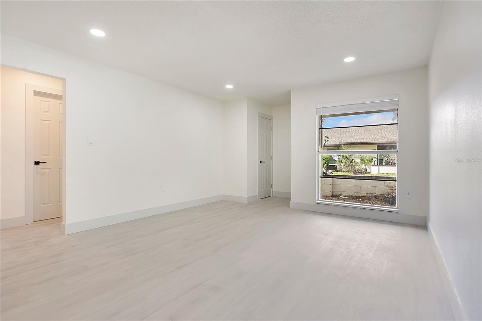 Image 6 of 18 For 2861 Willow Run