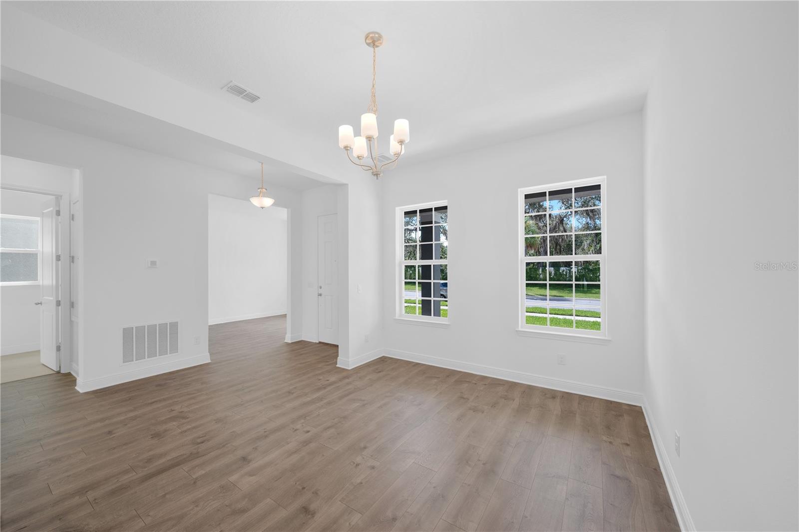 Image 10 of 45 For 18345 Mowry Court