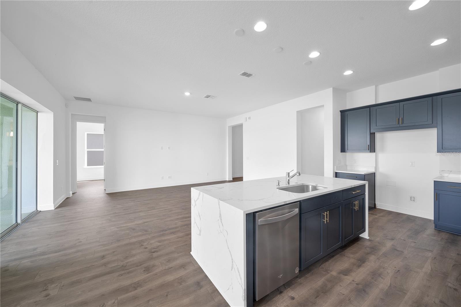 Image 18 of 45 For 18345 Mowry Court