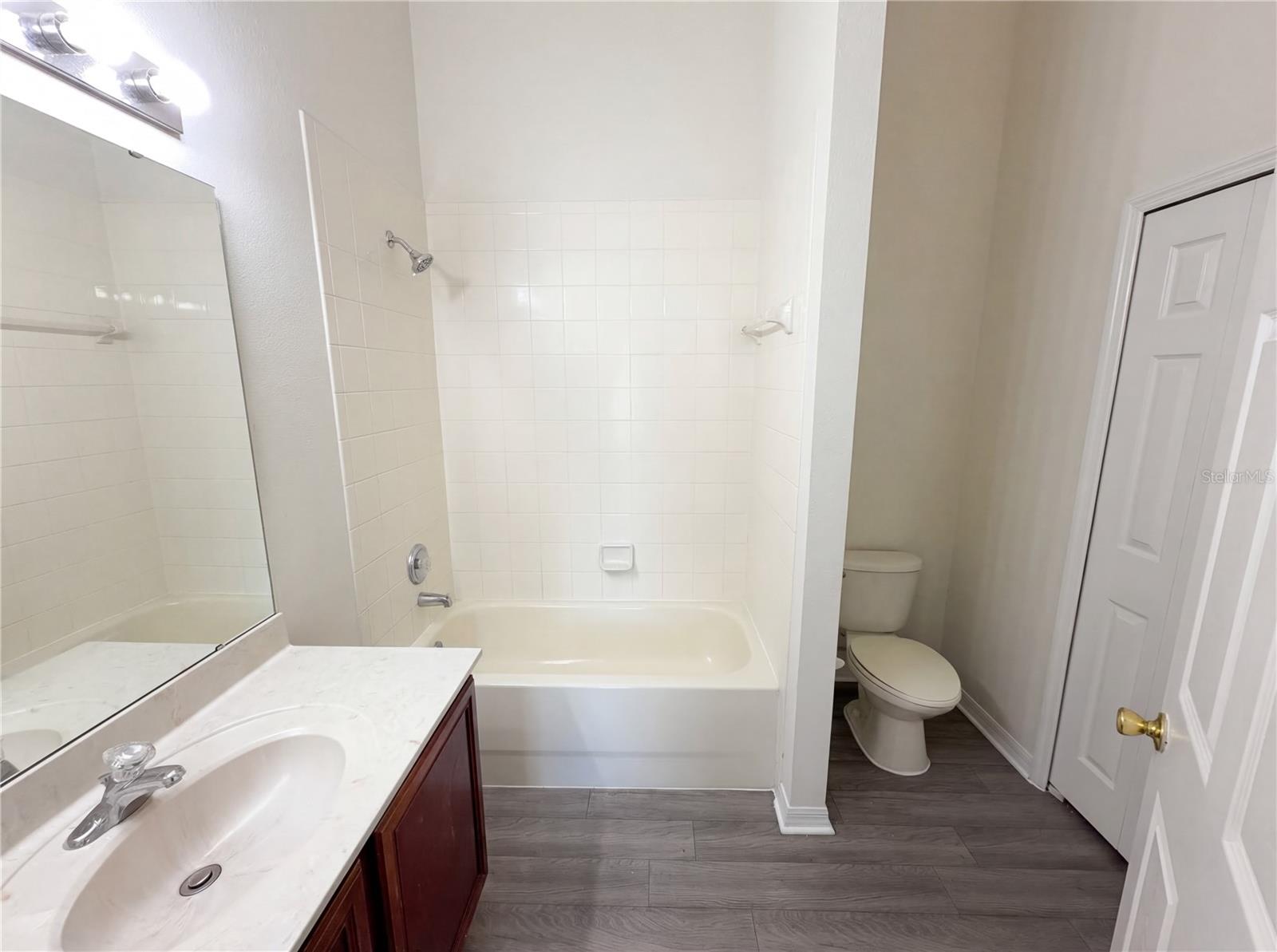 Image 20 of 24 For 2722 Randal Way