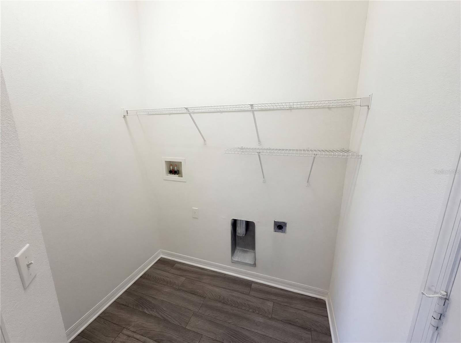 Image 23 of 24 For 2722 Randal Way