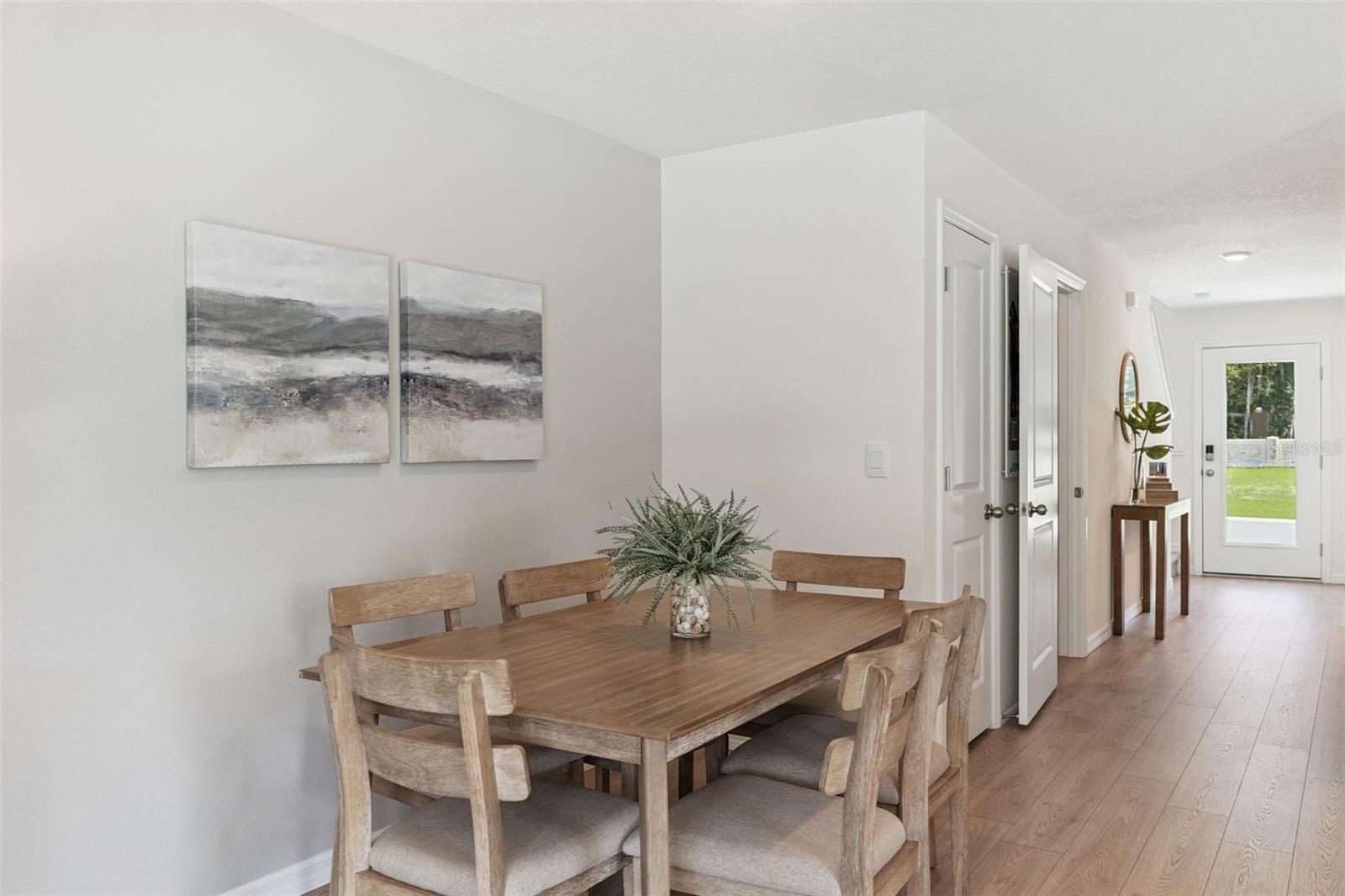 Image 7 of 47 For 717 Preston Cove Drive