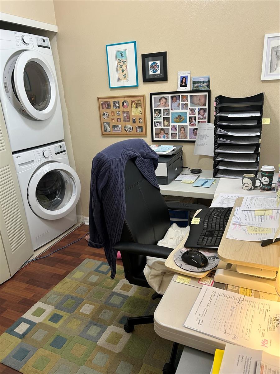 Image 14 of 20 For 499 Club Drive