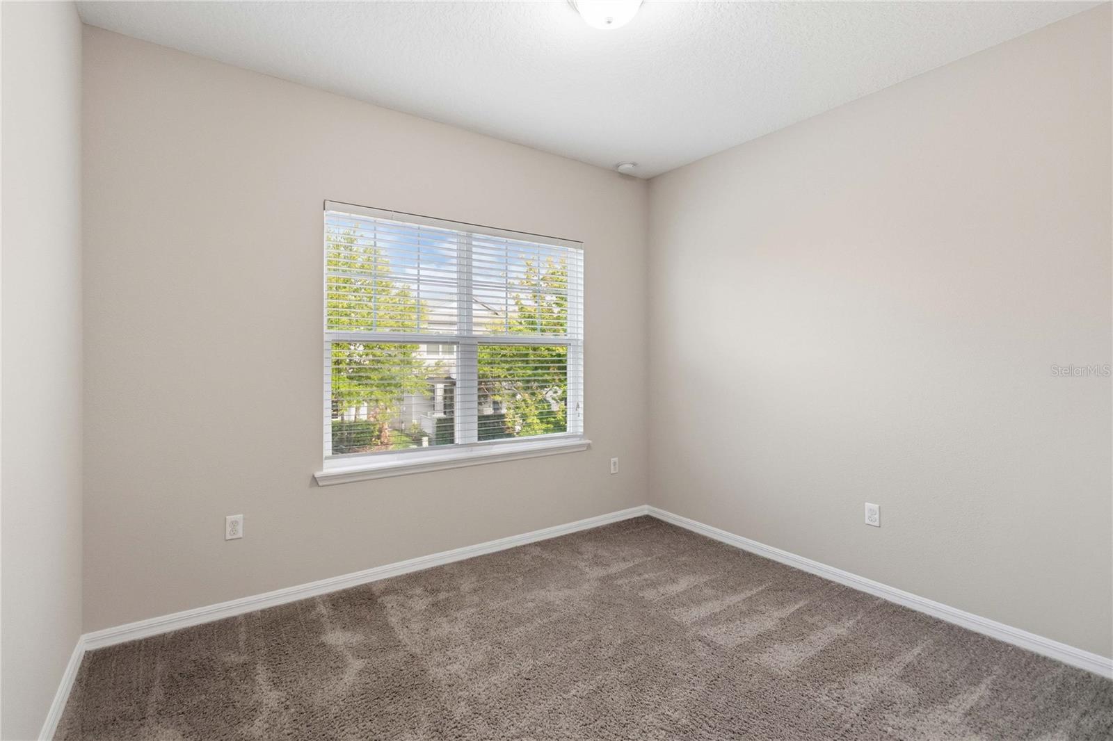 Image 21 of 33 For 9355 Tyrella Pine Trail