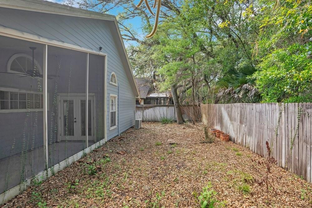 Image 32 of 40 For 1001 Piedmont Oaks Drive