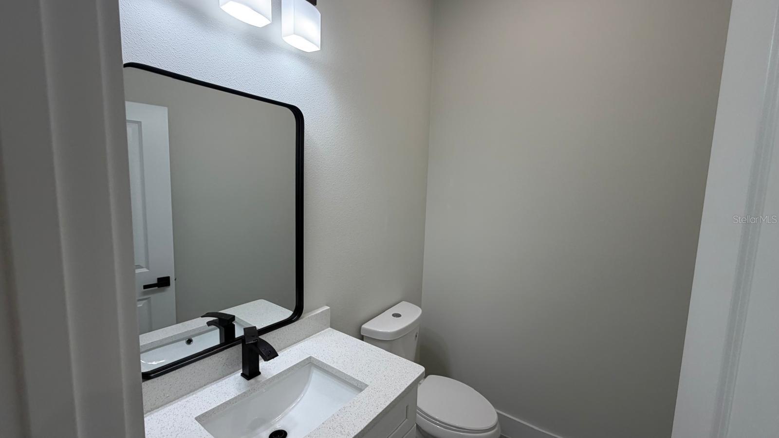 Listing photo id 9 for 13222 Irwin Drive