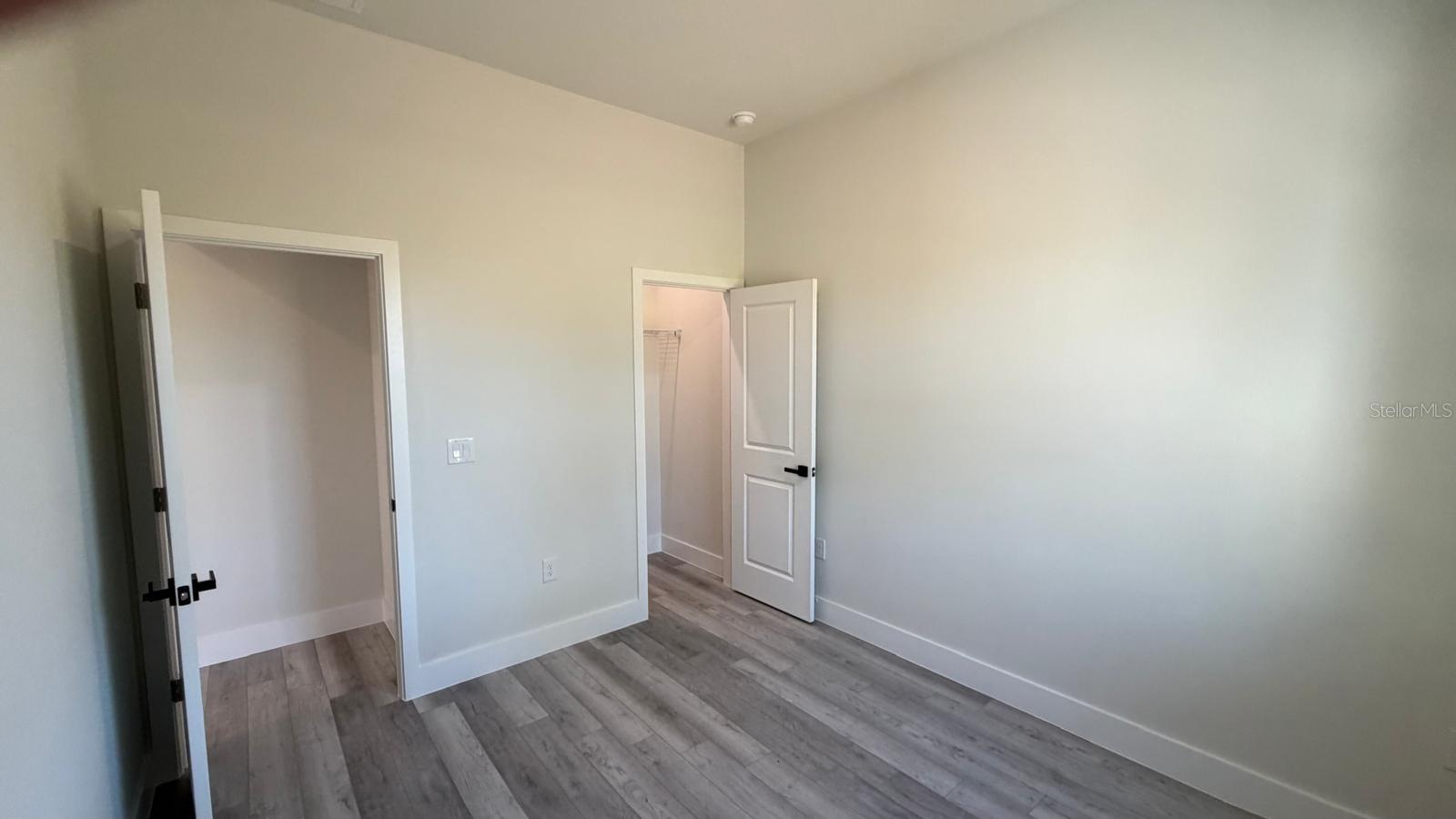 Listing photo id 27 for 13222 Irwin Drive