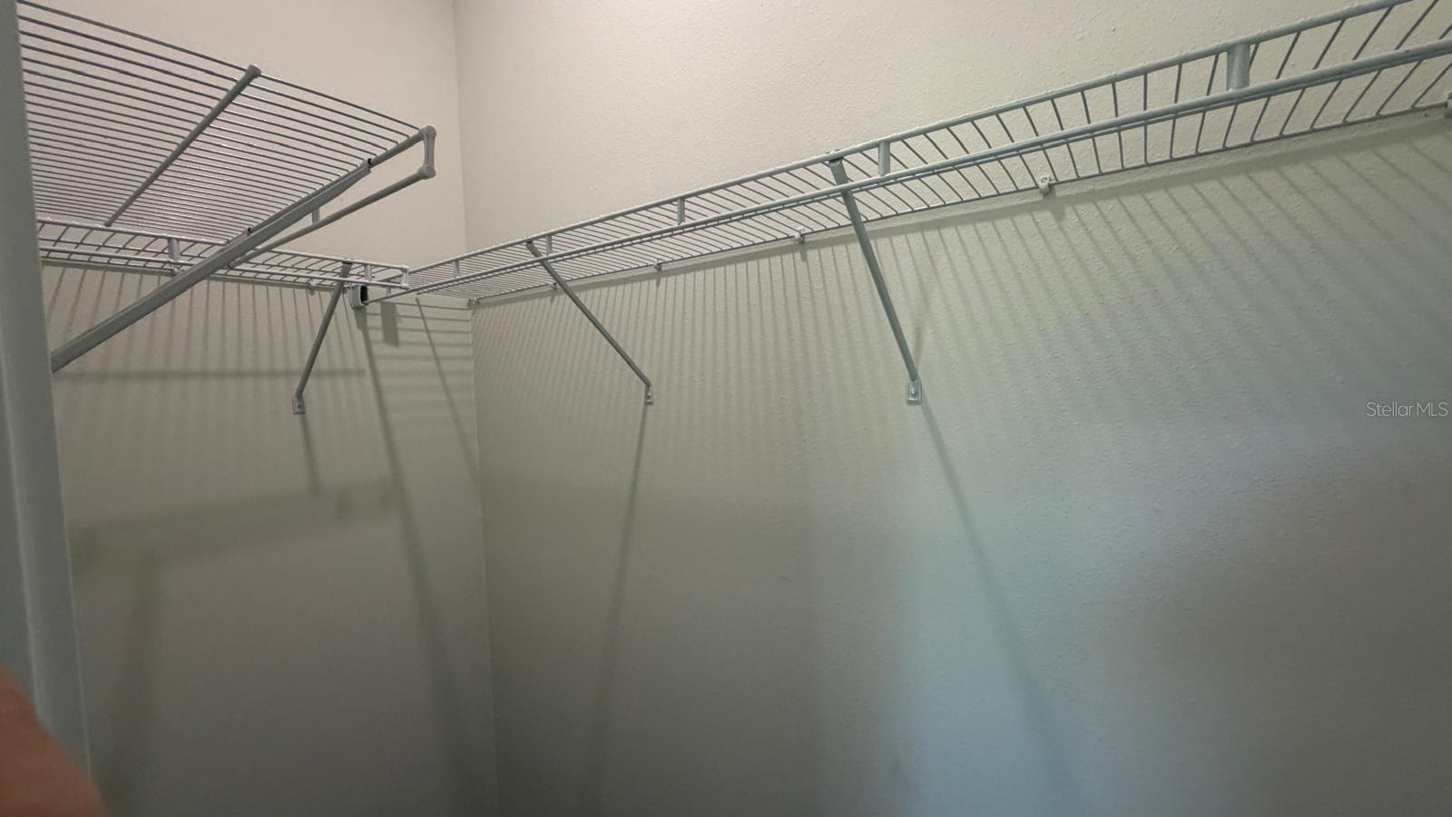 Listing photo id 28 for 13222 Irwin Drive