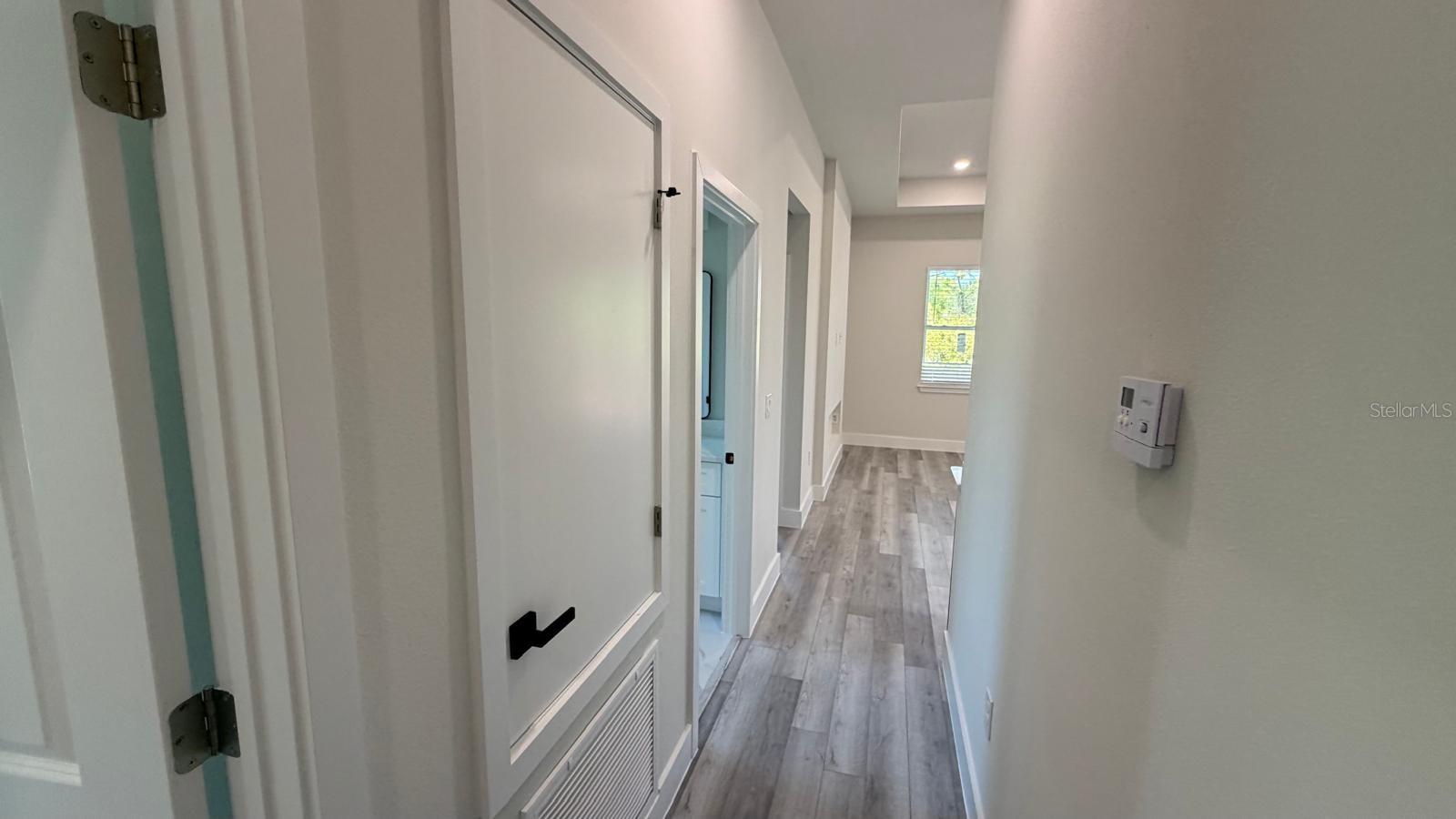 Listing photo id 33 for 13222 Irwin Drive