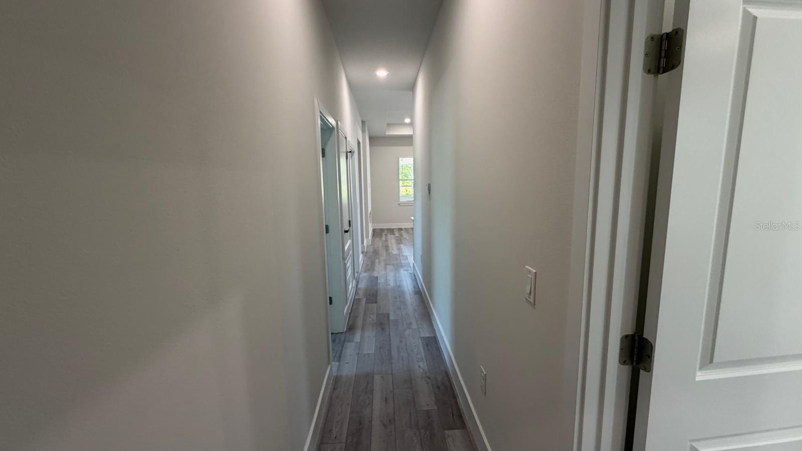 Listing photo id 38 for 13222 Irwin Drive