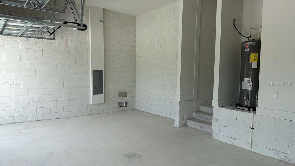 Listing photo id 45 for 13222 Irwin Drive